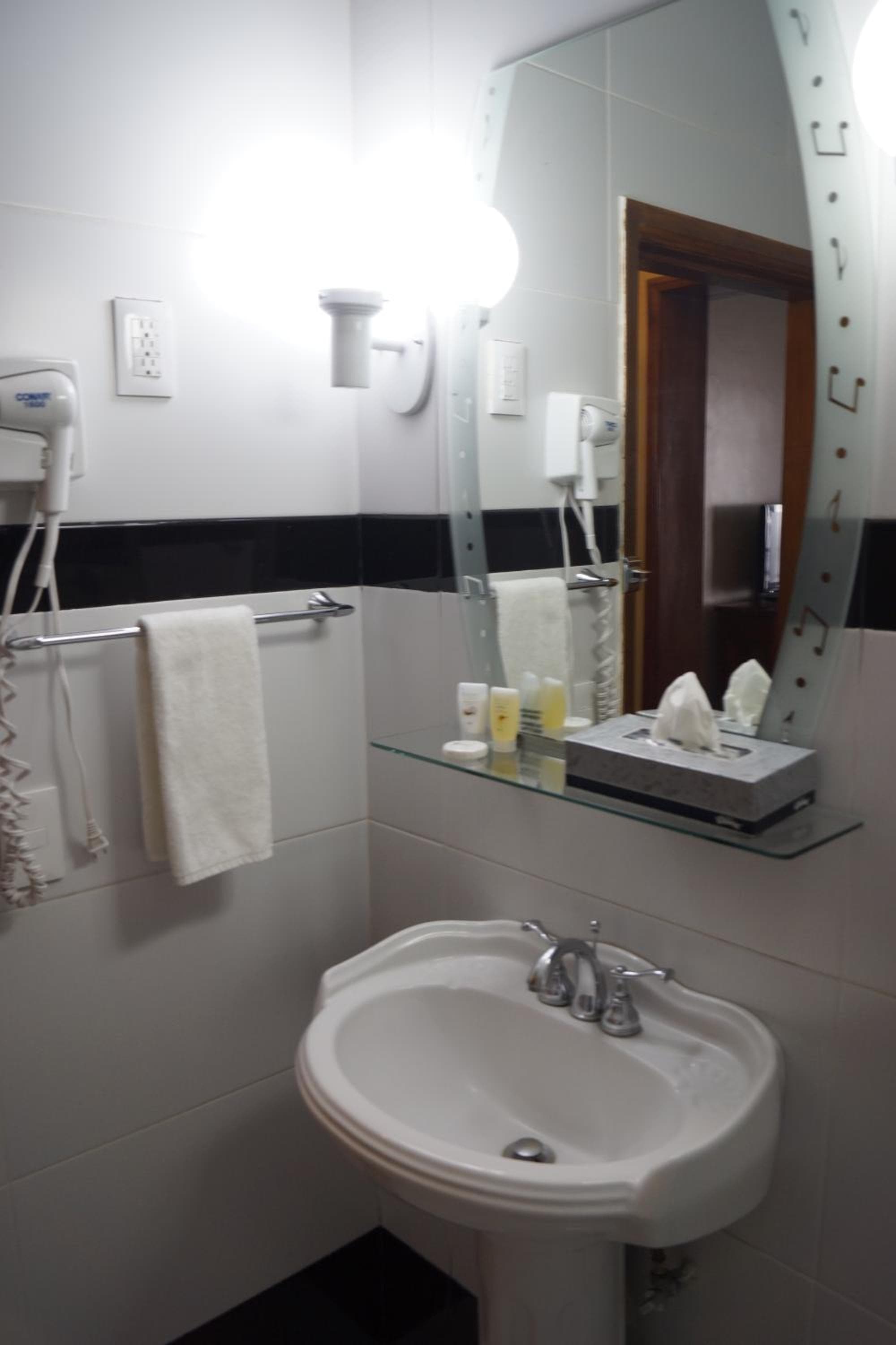 Best Western Majestic — 13