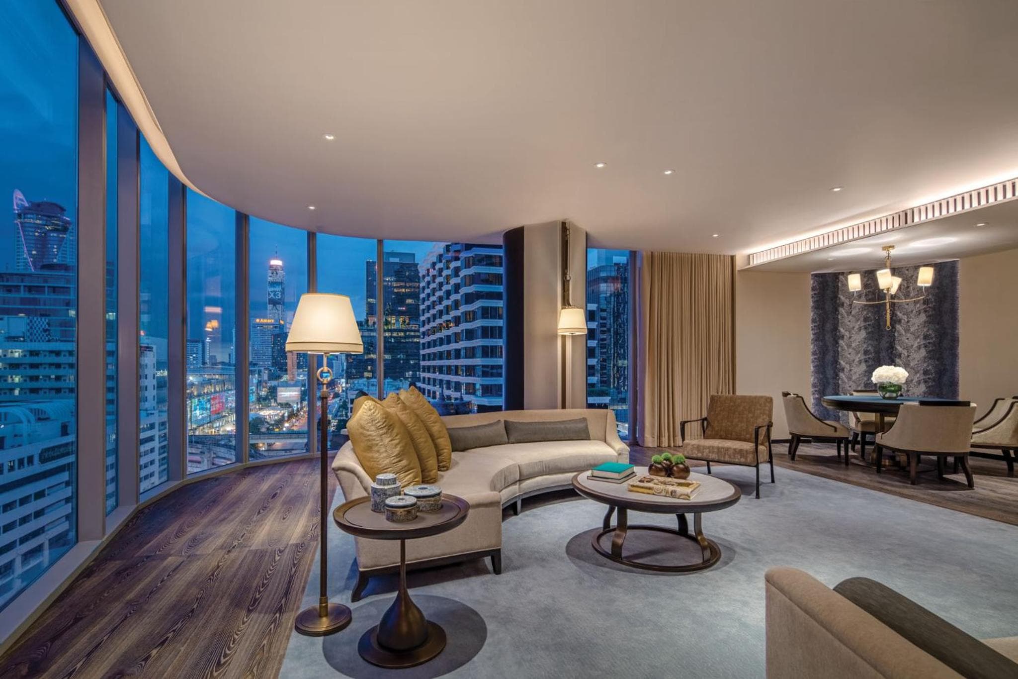 Waldorf Astoria Bangkok — 19