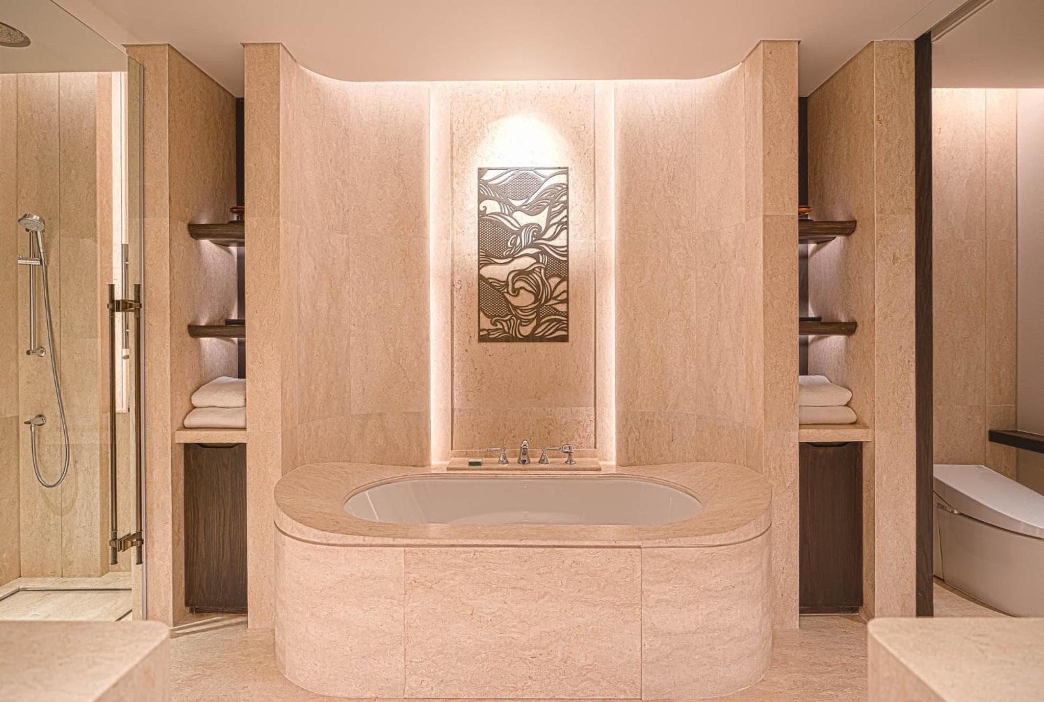 Waldorf Astoria Bangkok — 17