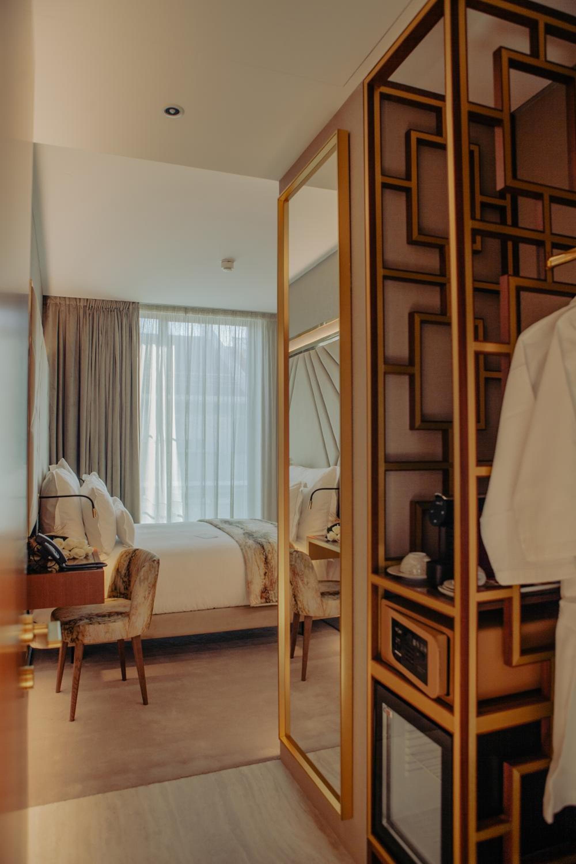 Wine & Books Lisboa Hotel — 9