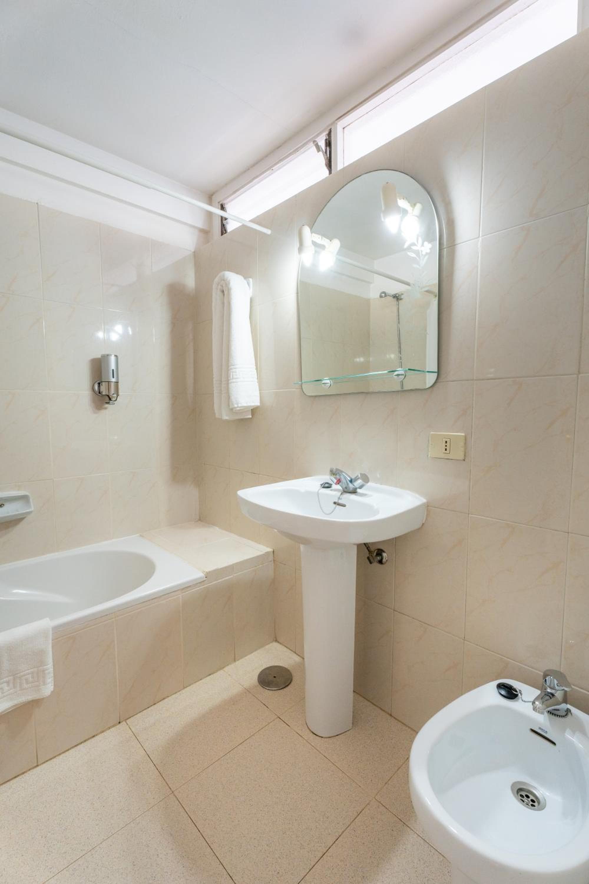 Apartamentos Borinquen — 3