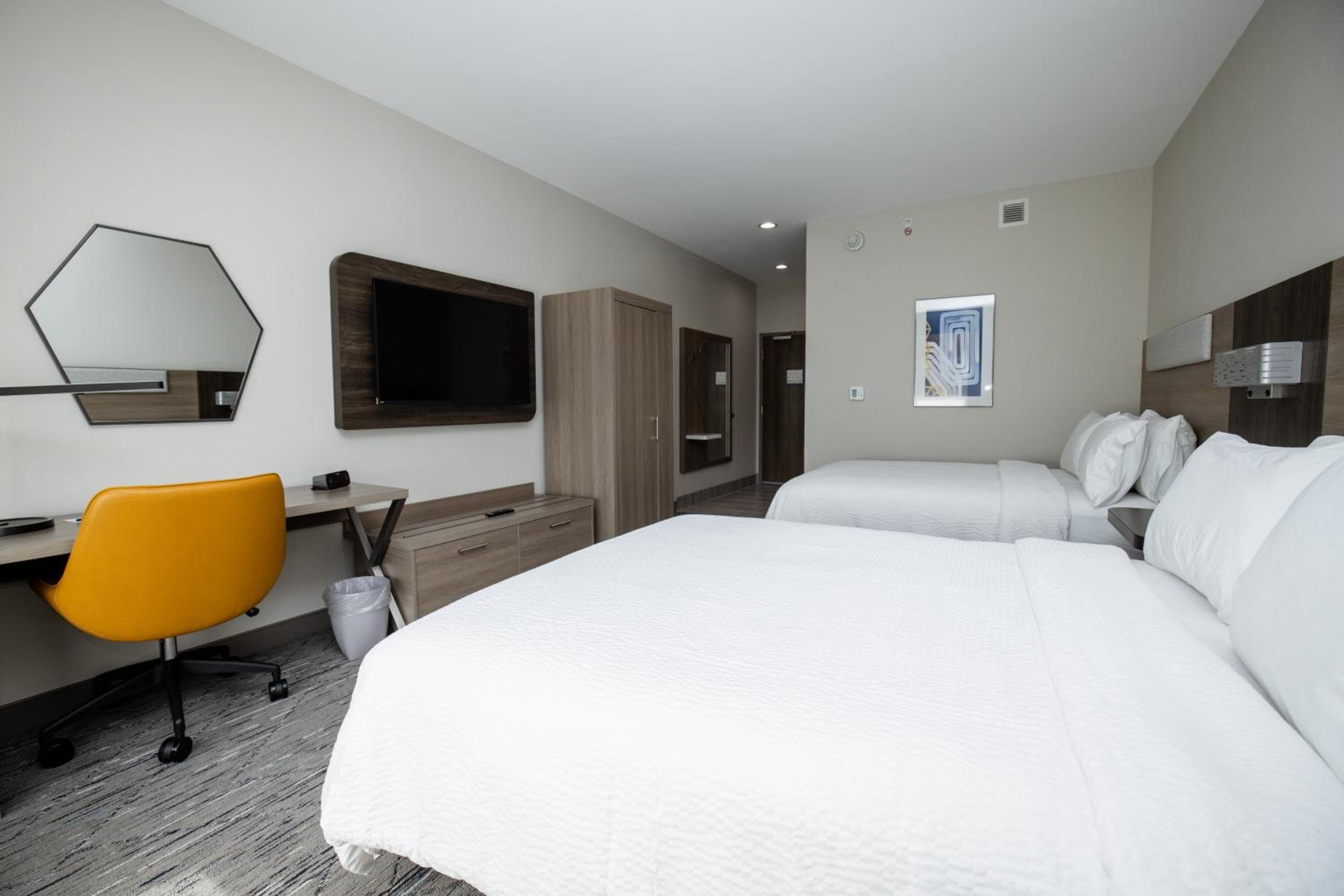 Holiday Inn Express &amp; Suites Tampa Stadium - Airport Area, un hotel IHG — 10