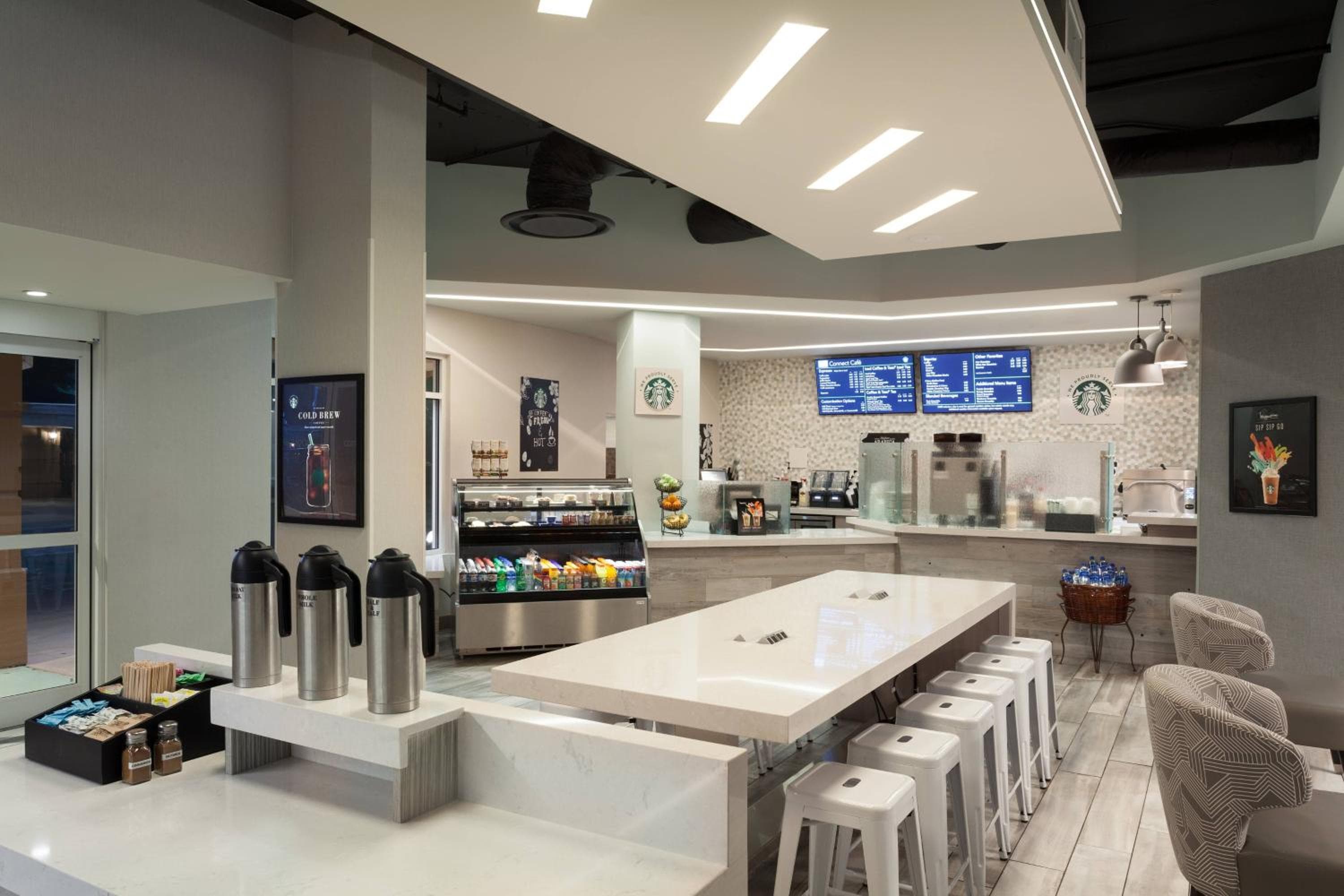 Fairfield Inn & Suites by Marriott Orlando Lake Buena Vista im Marriott Village — 28
