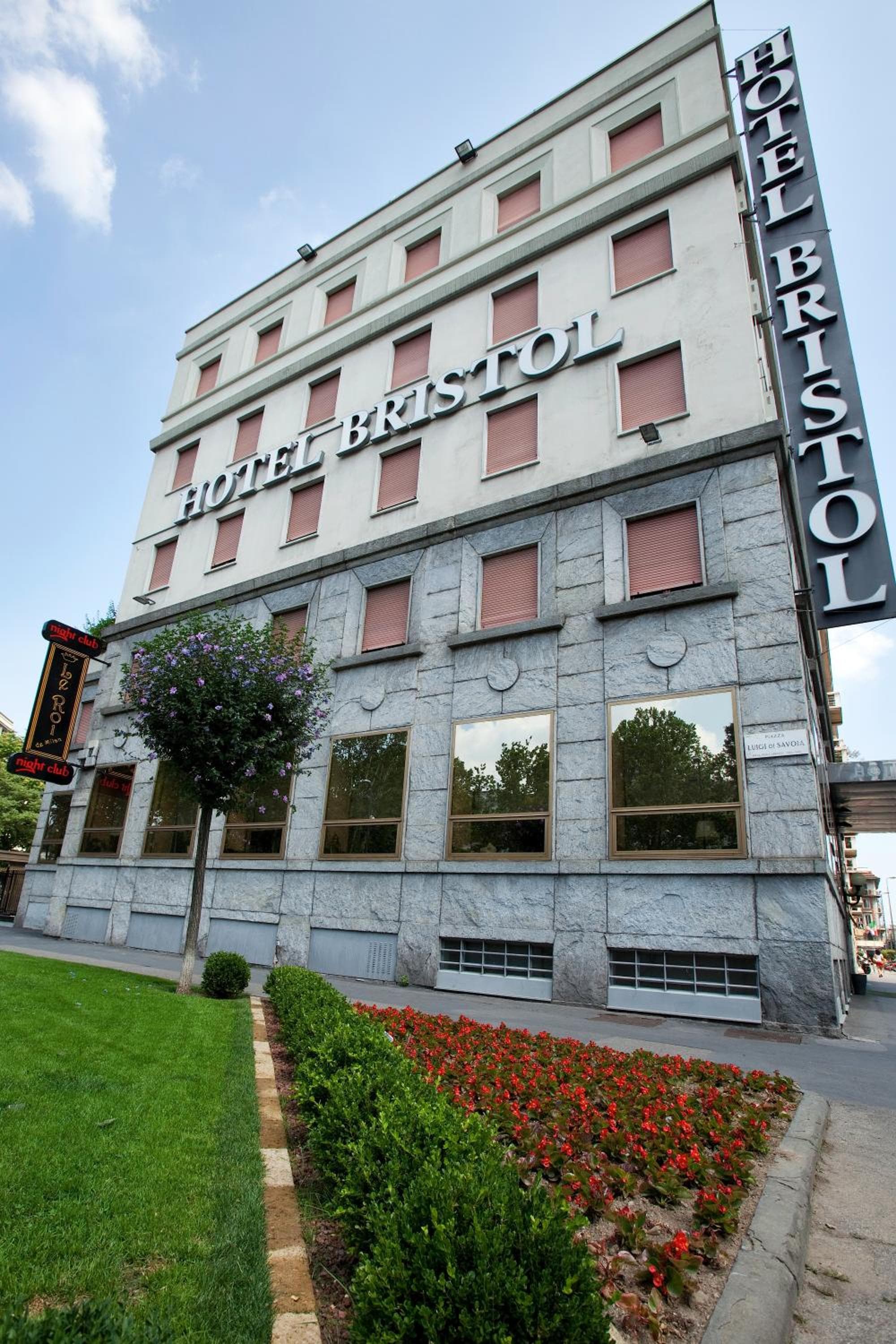 Hotel Bristol — 10