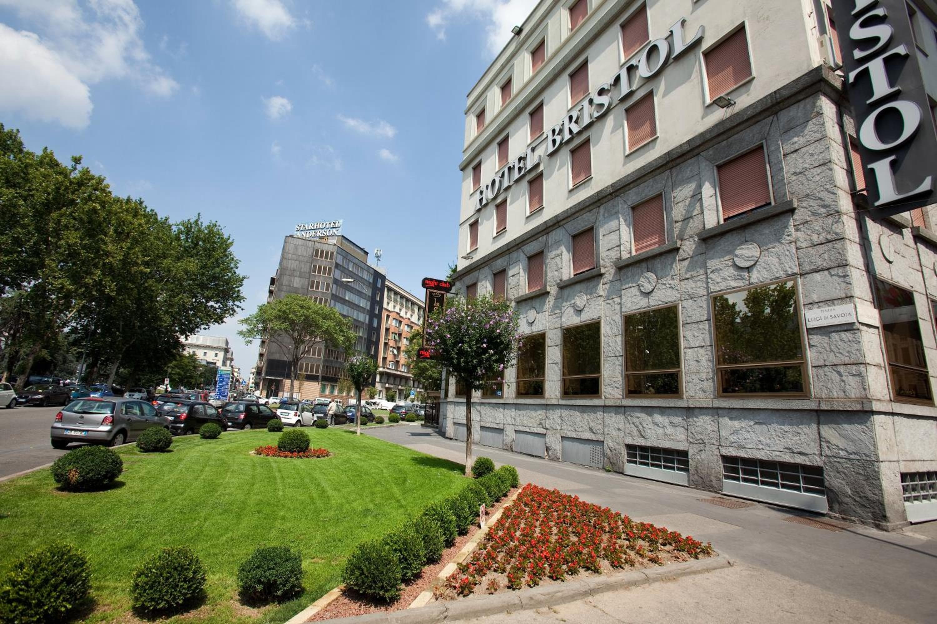 Hotel Bristol — 1