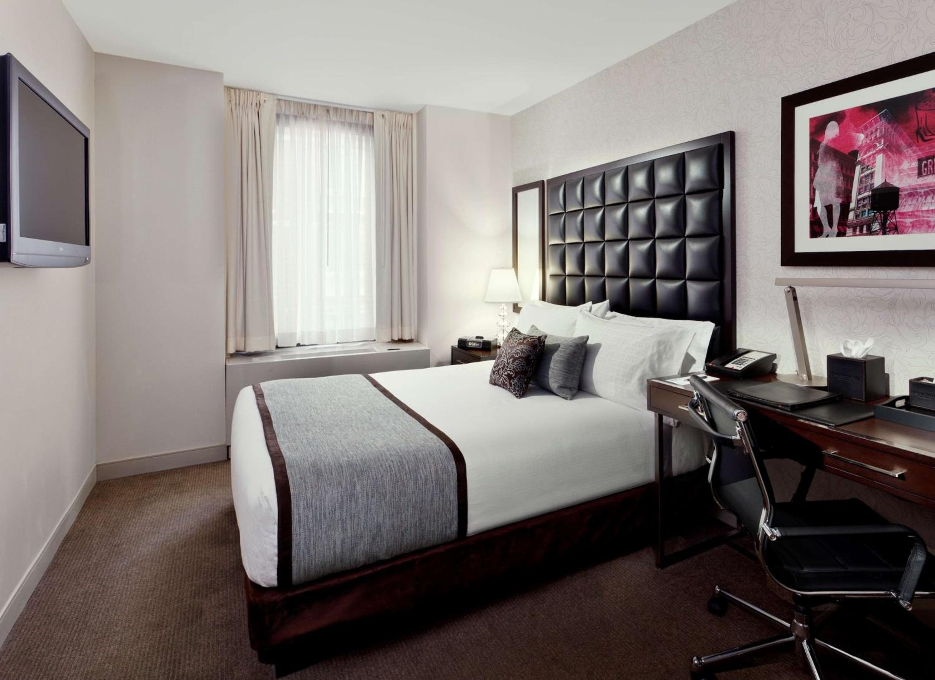 Distrikt Hotel New York City, Tapestry Collection by Hilton — 18