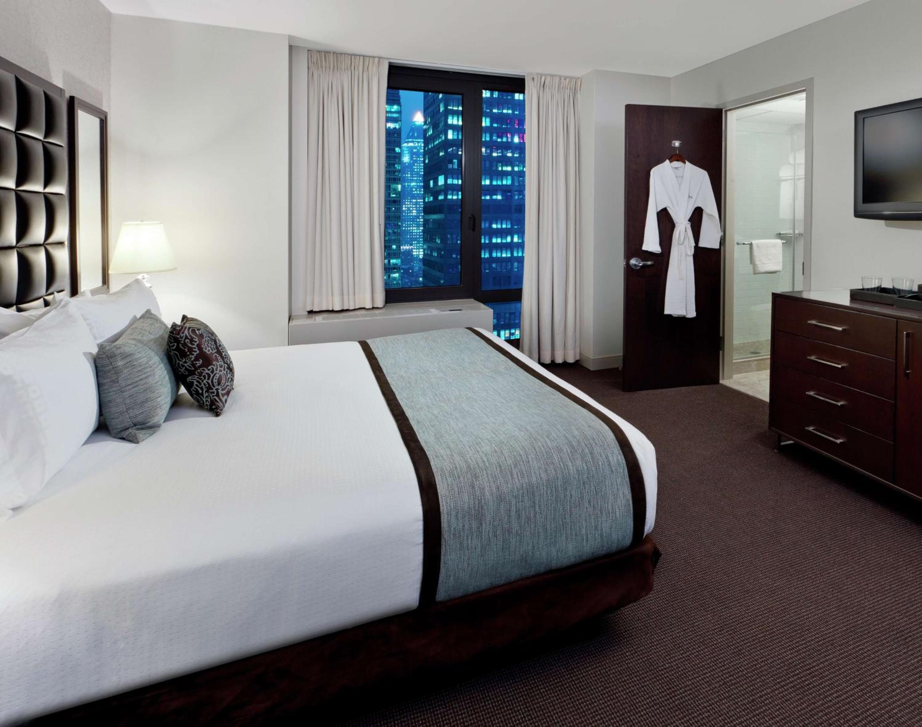 Distrikt Hotel New York City, Tapestry Collection by Hilton — 14