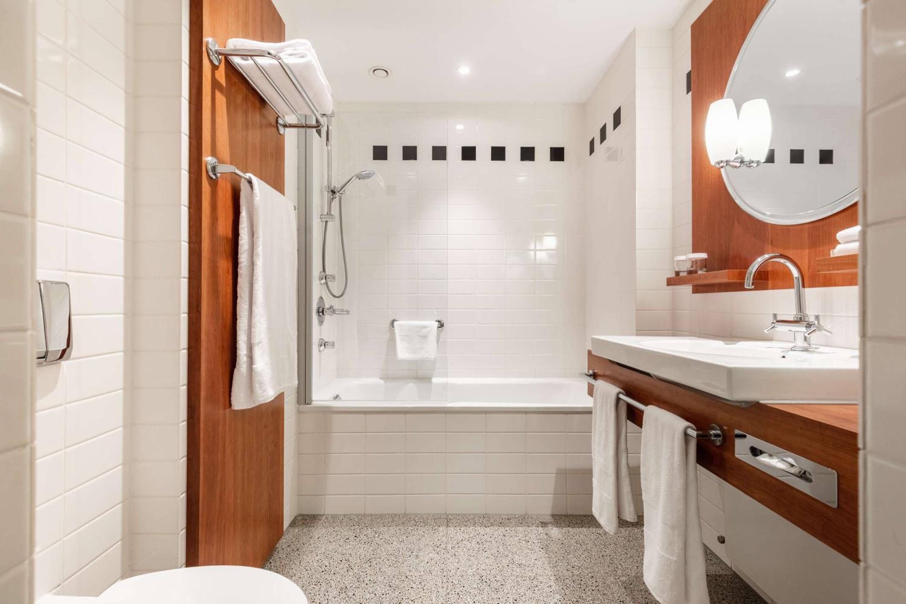 Hilton Amsterdam — 27