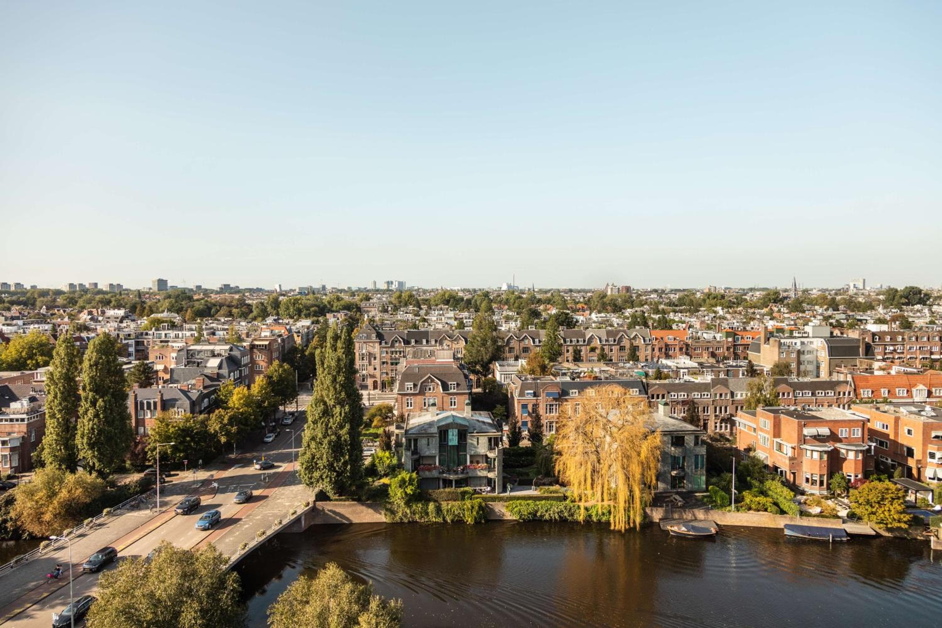 Hilton Amsterdam — 3