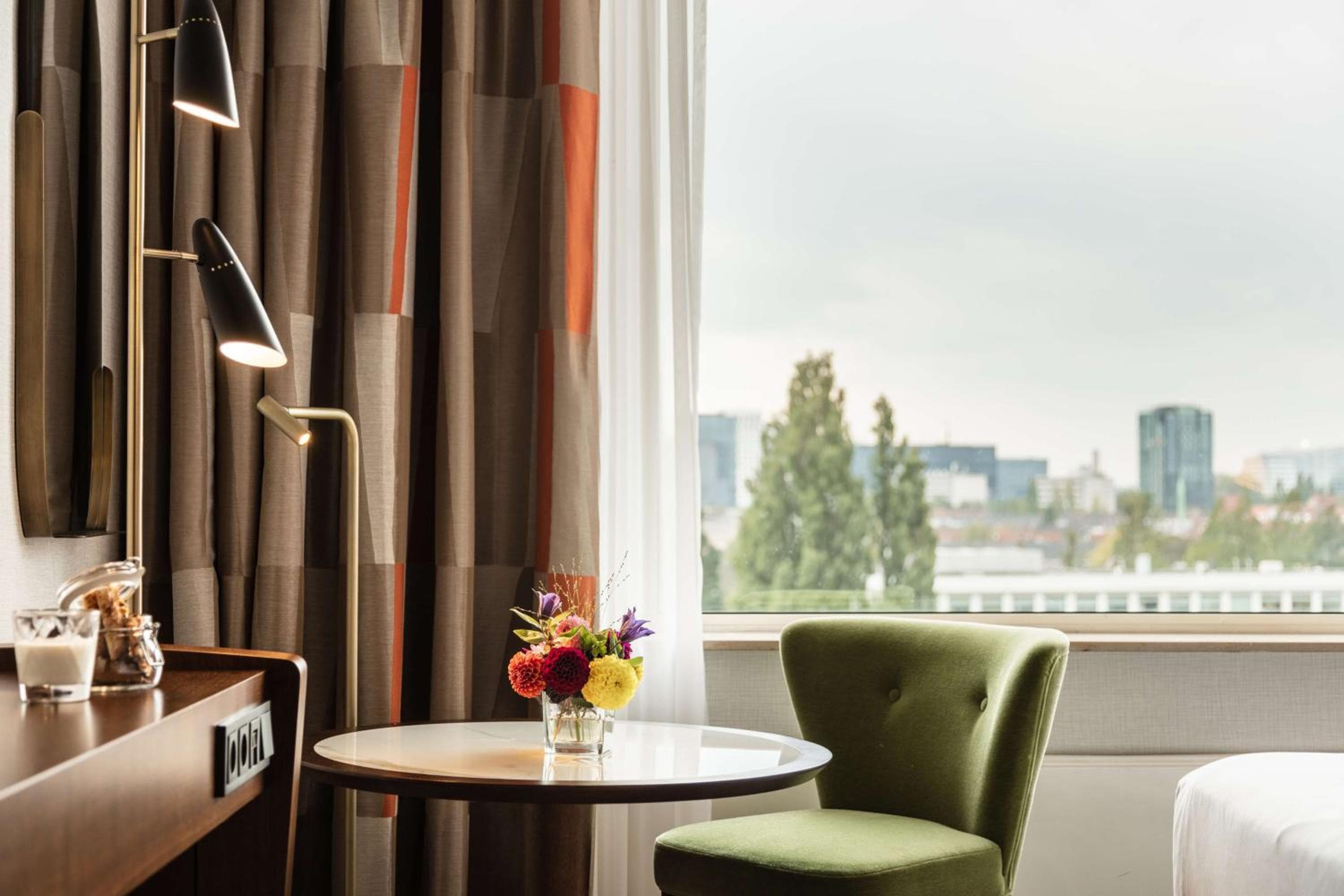 Hilton Amsterdam — 20