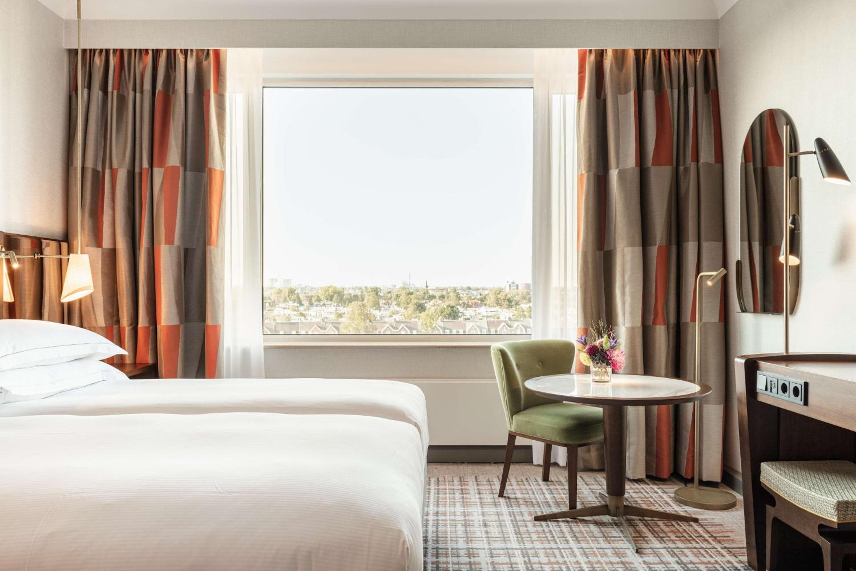 Hilton Amsterdam — 17