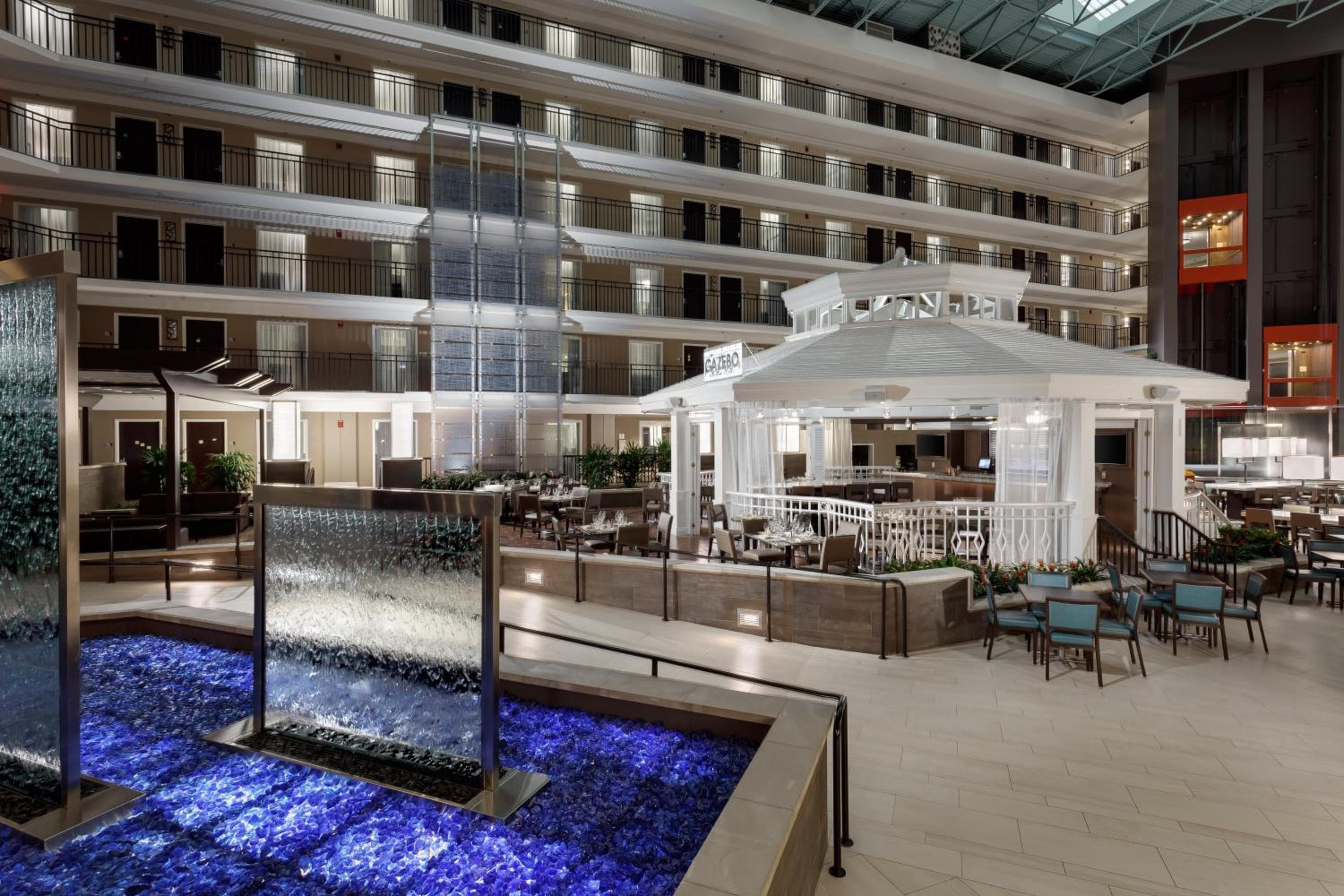 Embassy Suites by Hilton Orlando Lake Buena Vista Resort — 30