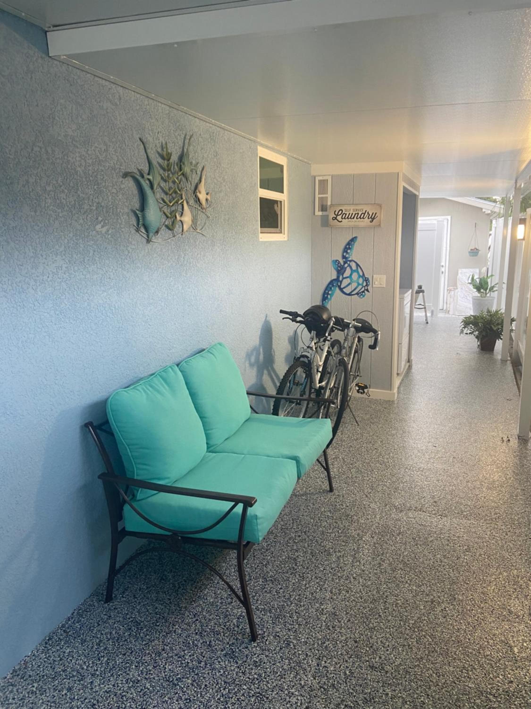 Beautiful and comfortable rom apt # 2 — 24
