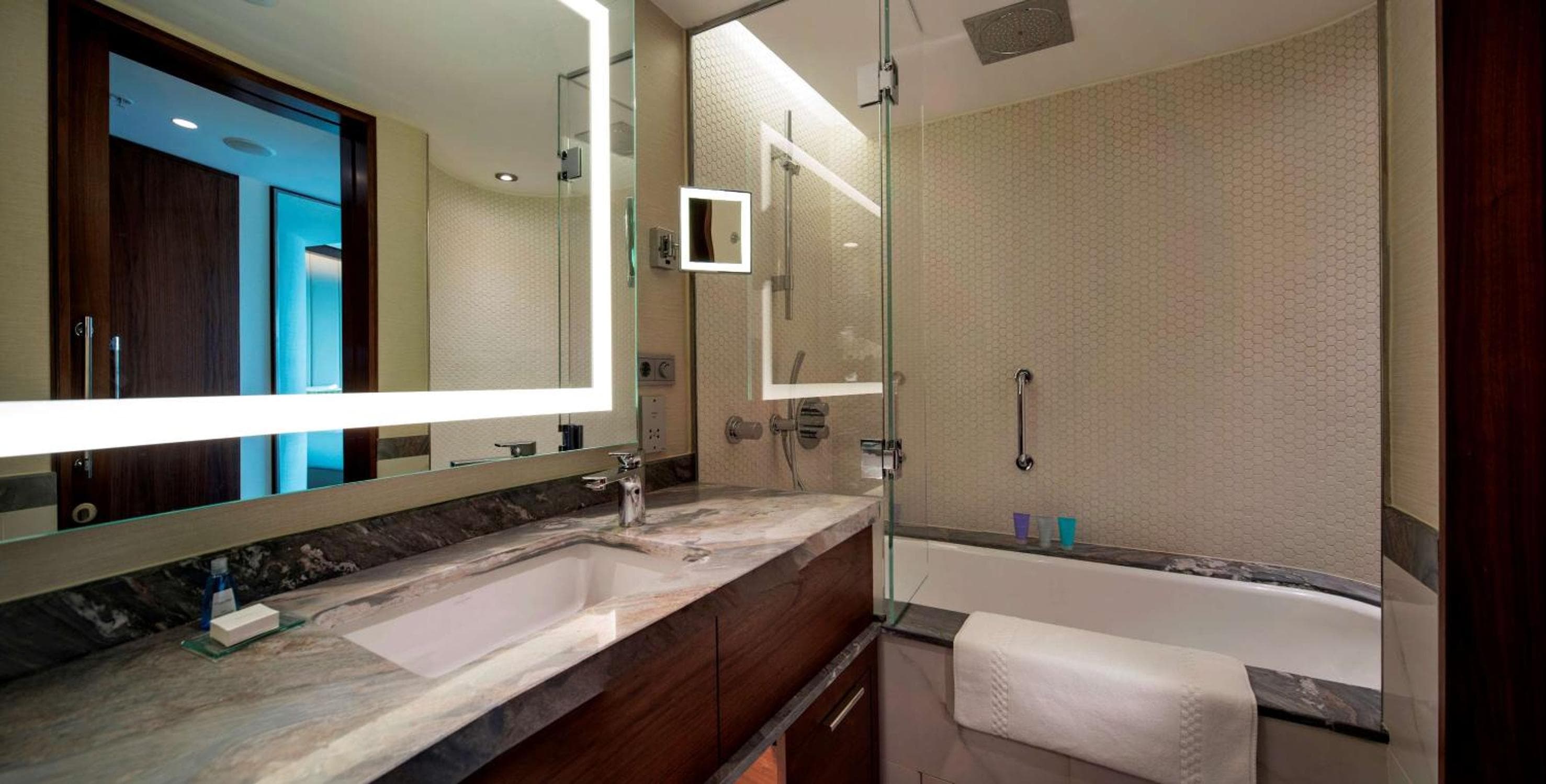 Conrad Istanbul Bosphorus hotel, Cihannuma Mahallesi Saray Caddesi No: 5 Besiktas, Istanbul, Turkey — photo 47