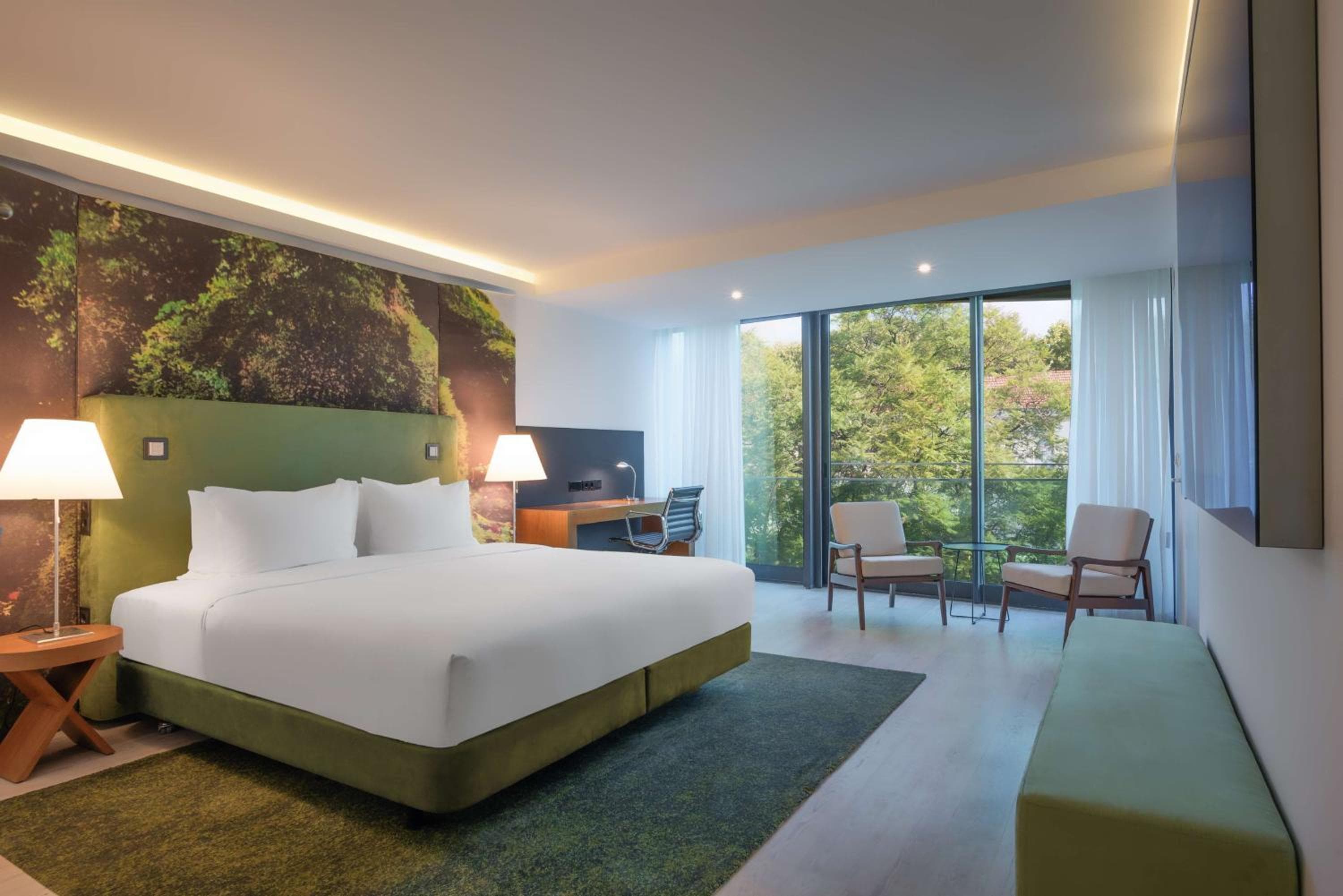 DoubleTree by Hilton Lisbon Fontana Park — 21