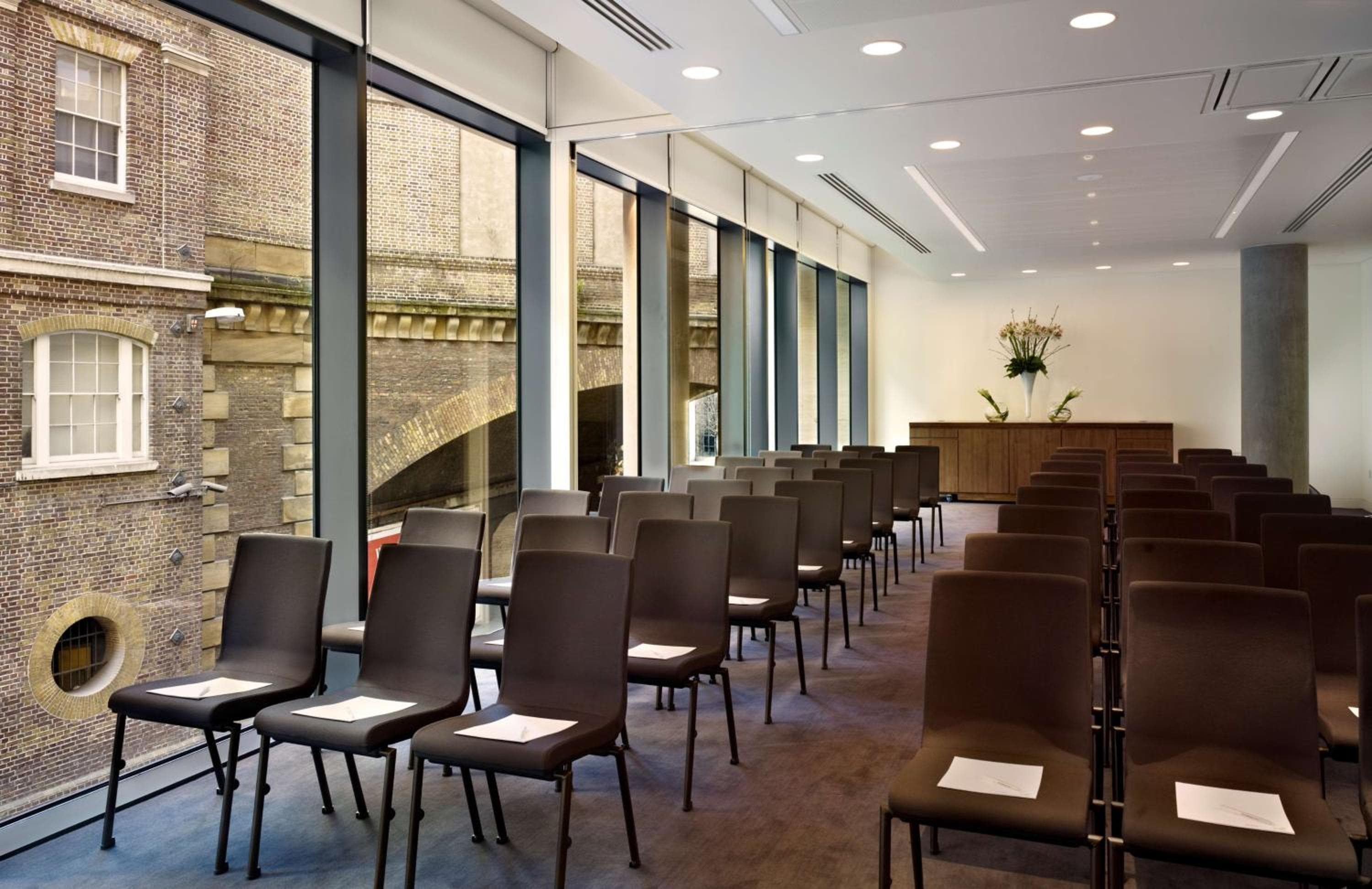 DoubleTree by Hilton Hotel Londres - Torre de Londres — 12