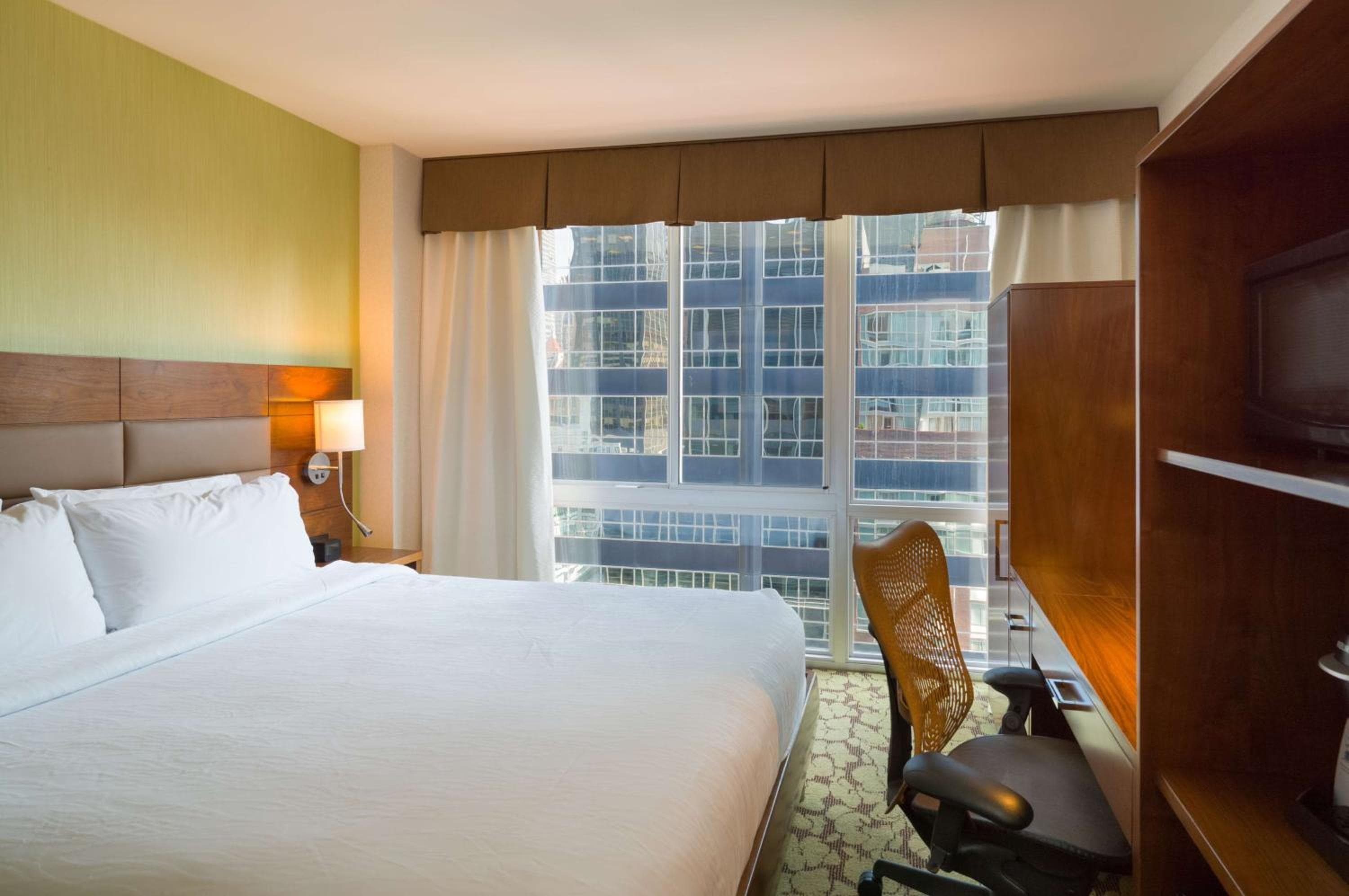 Hilton Garden Inn New York Manhattan Midtown East - Newly Renovated — 5