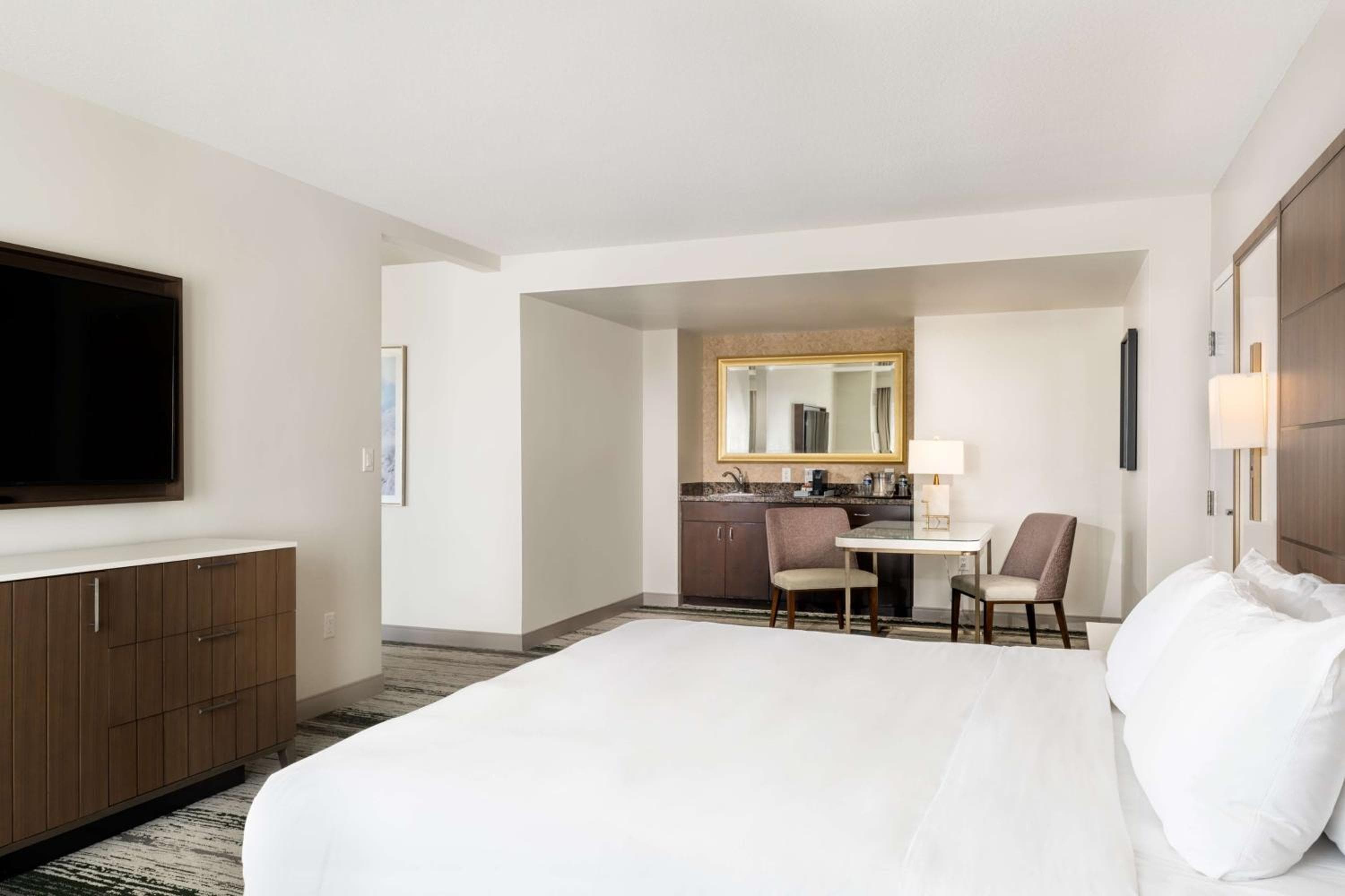 Signia by Hilton Orlando - An Official Walt Disney World Hotel — 19