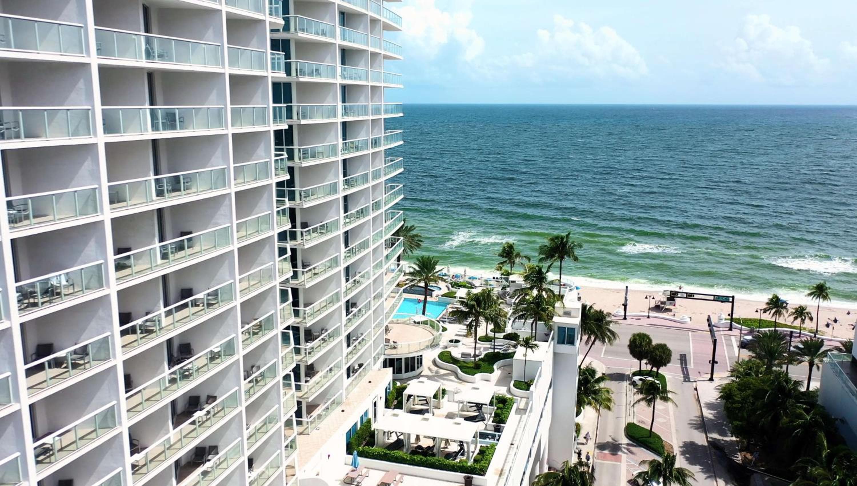Hilton Fort Lauderdale Beach Resort — 11
