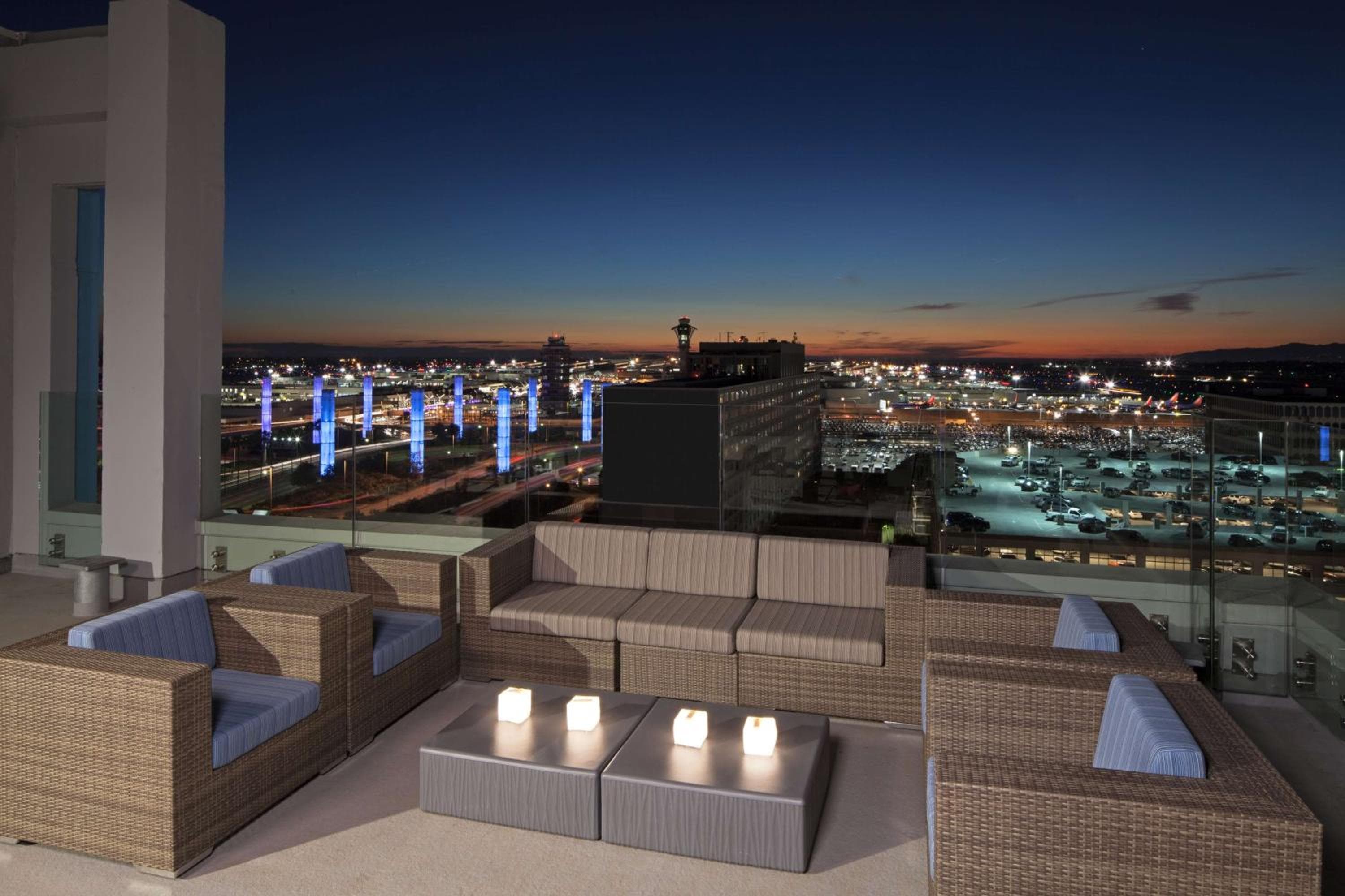 H Hotel Los Angeles, Curio Collection By Hilton — 3