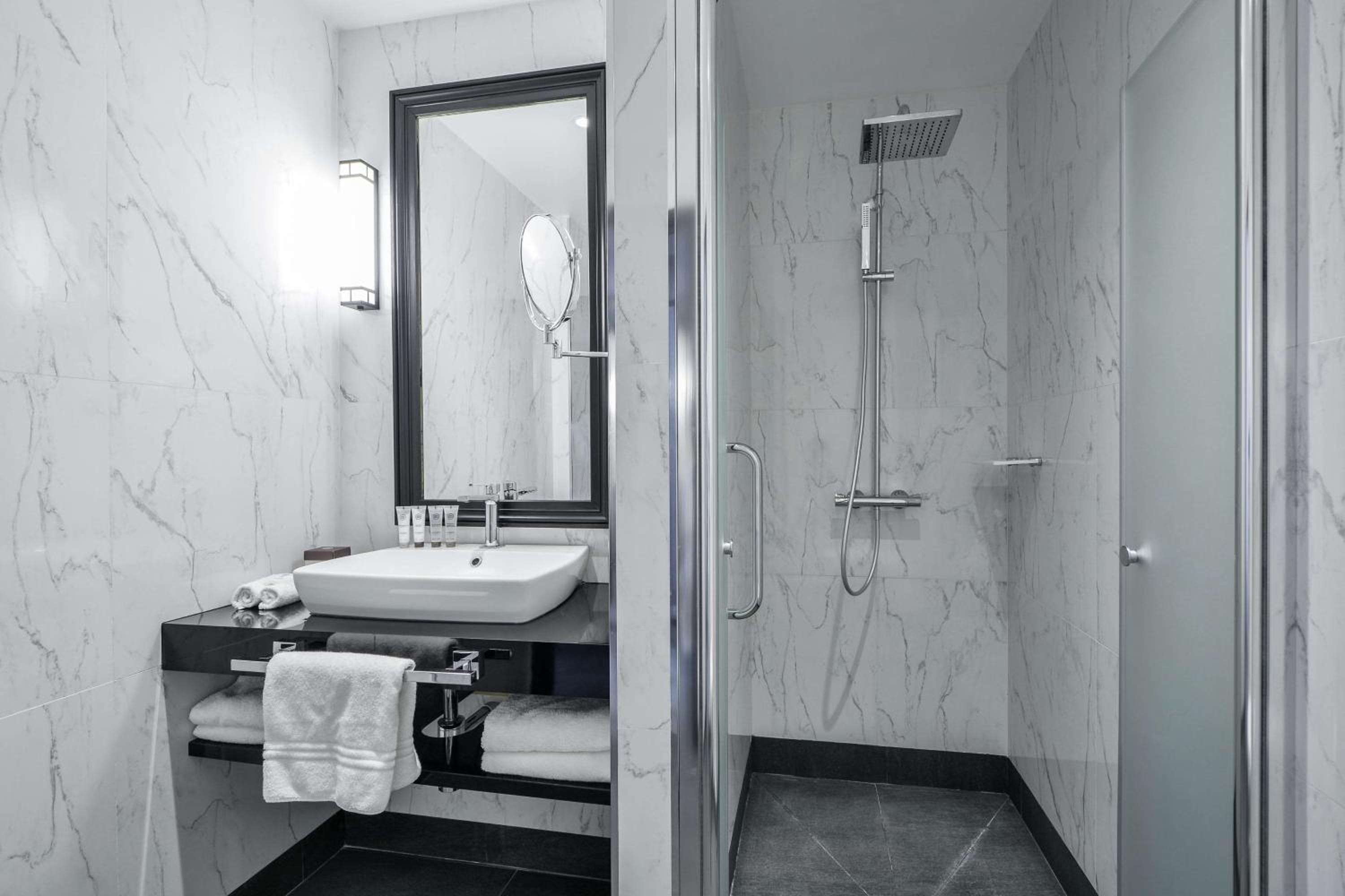 Maison Astor Parigi, Collezione Curio di Hilton — 20