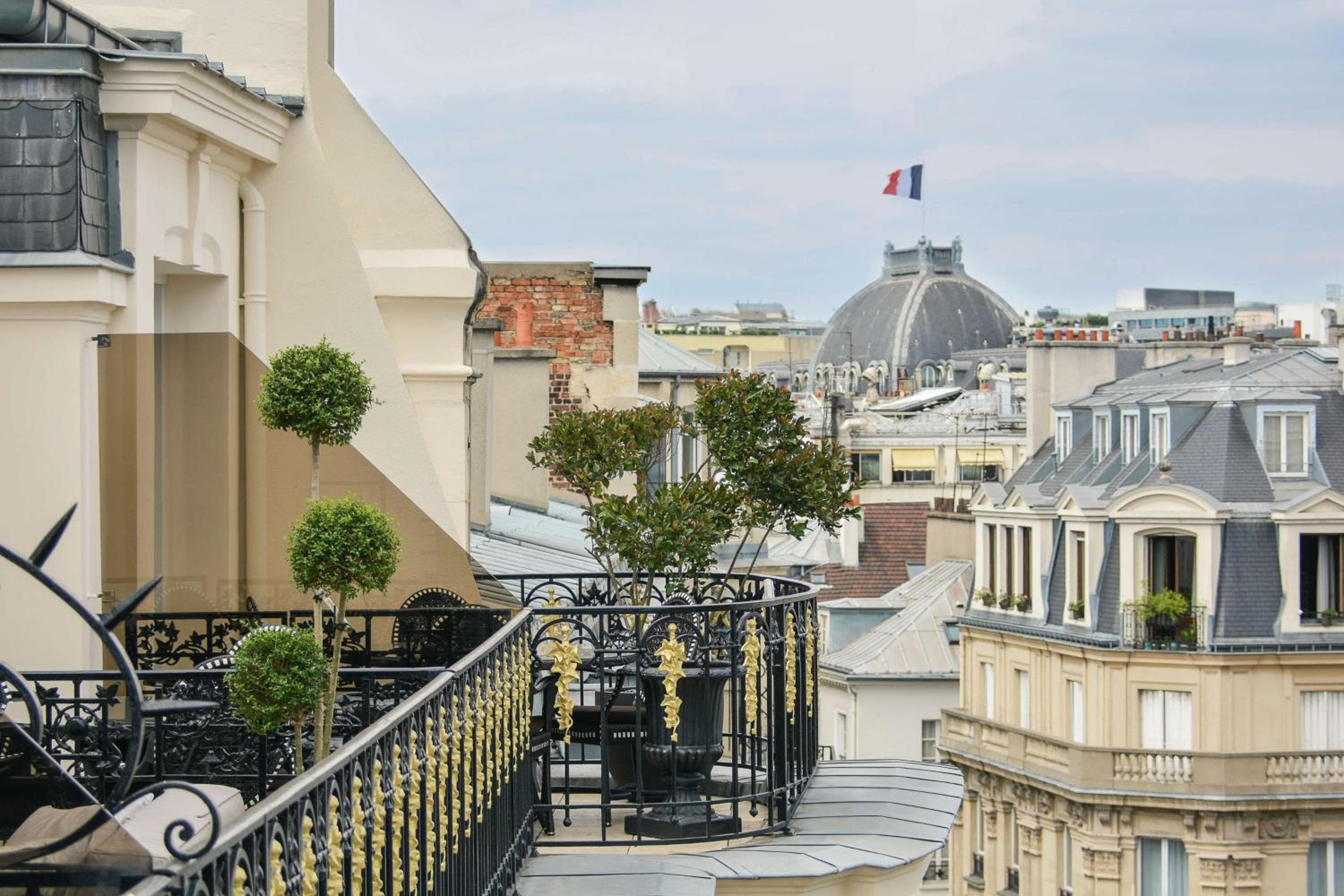 Maison Astor Paris, Curio Collection by Hilton — 26