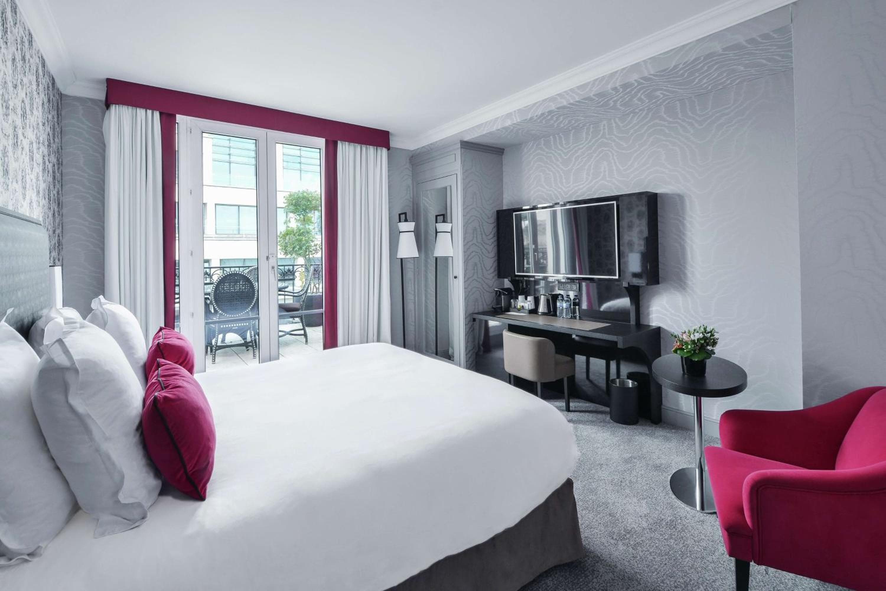 Maison Astor Paris, Curio Collection by Hilton — 29