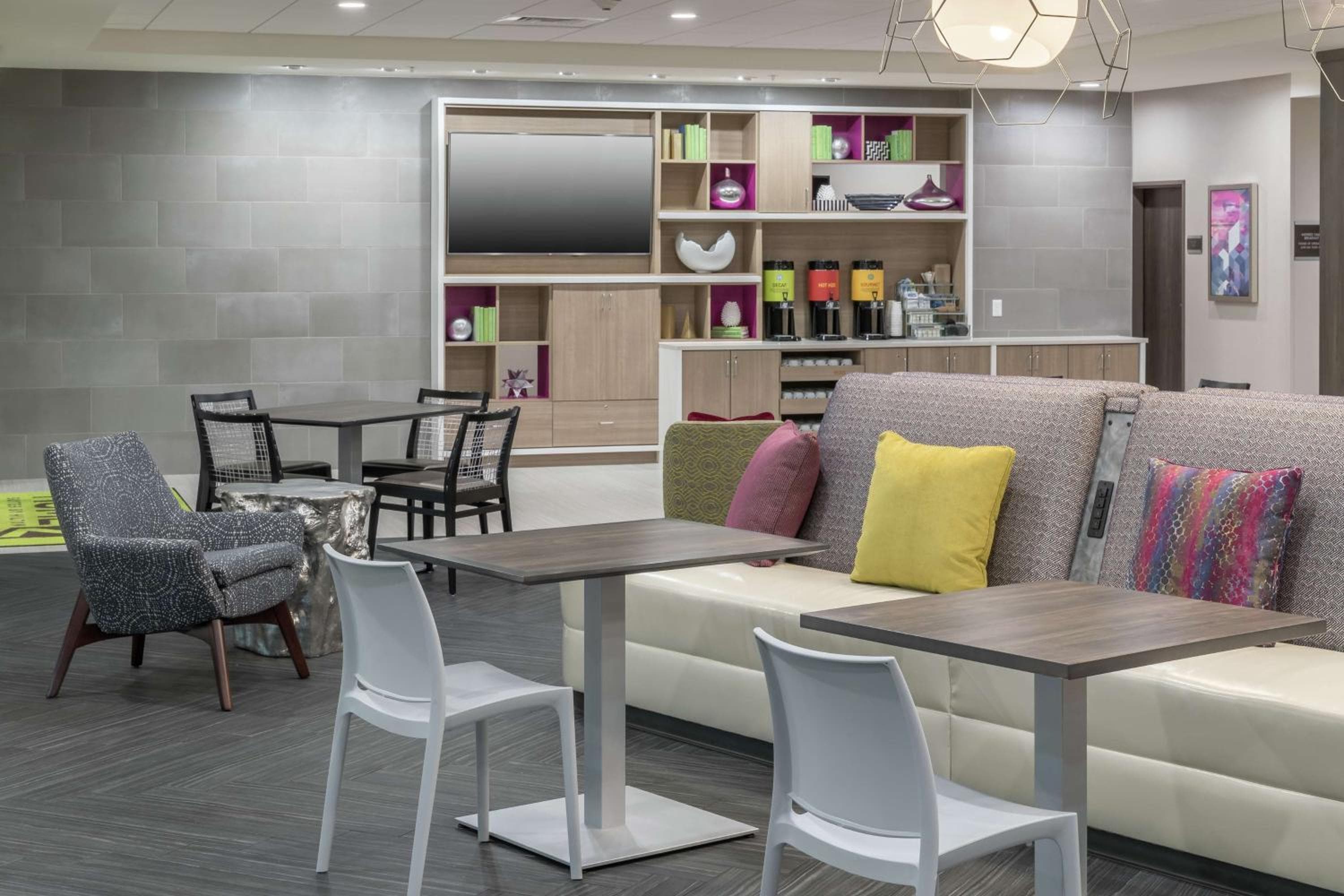Home2 Suites By Hilton Aeropuerto de Orlando — 7