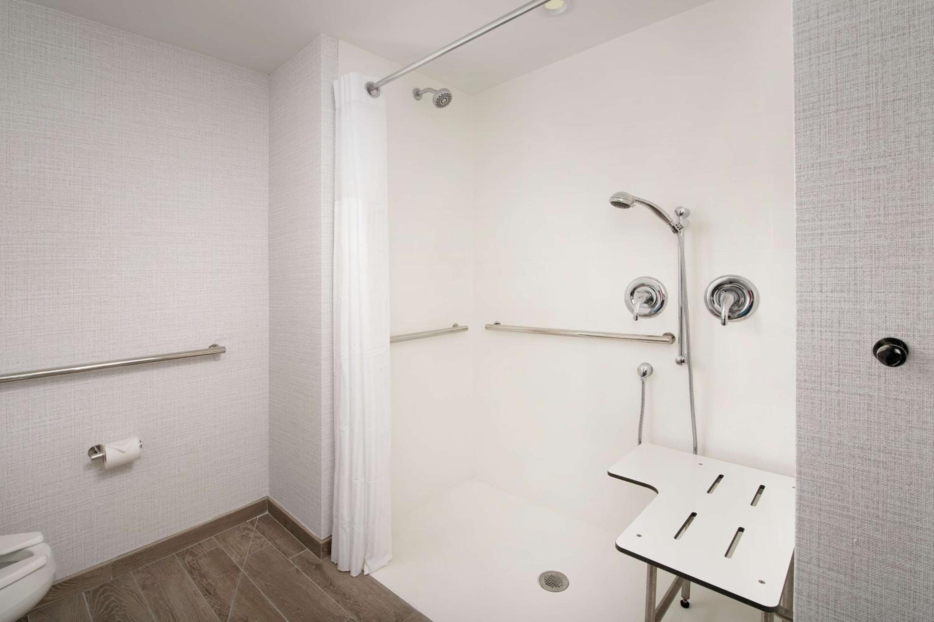 Hilton Garden Inn Miami Brickell South — 8