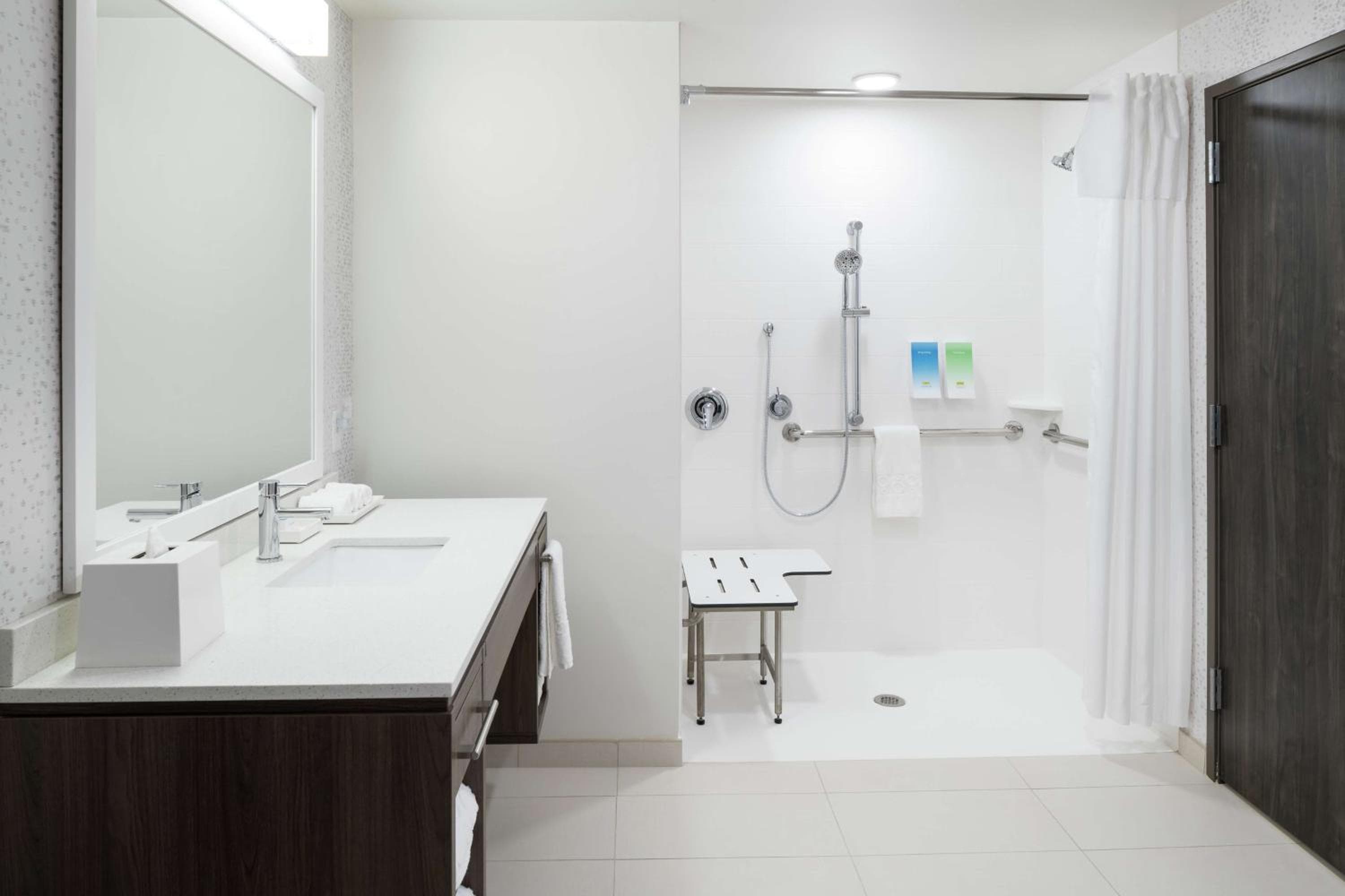 Home2 Suites By Hilton Aeropuerto de Orlando — 29