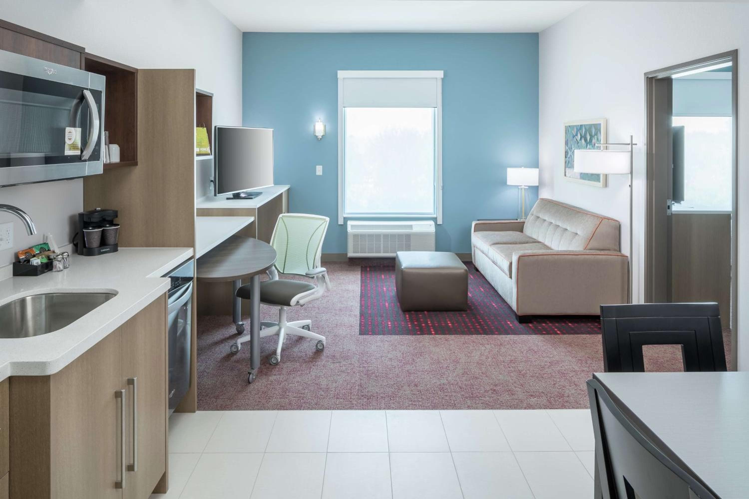 Home2 Suites By Hilton Orlando Airport — 3