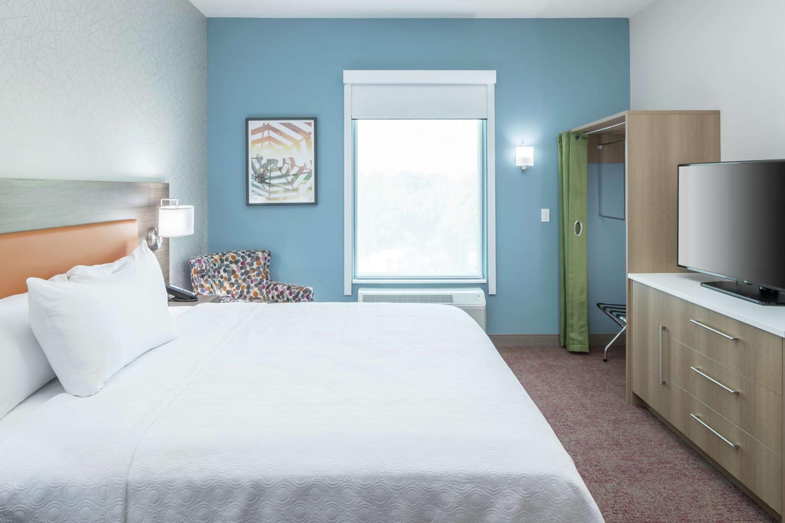 Home2 Suites By Hilton Orlando Airport — 6