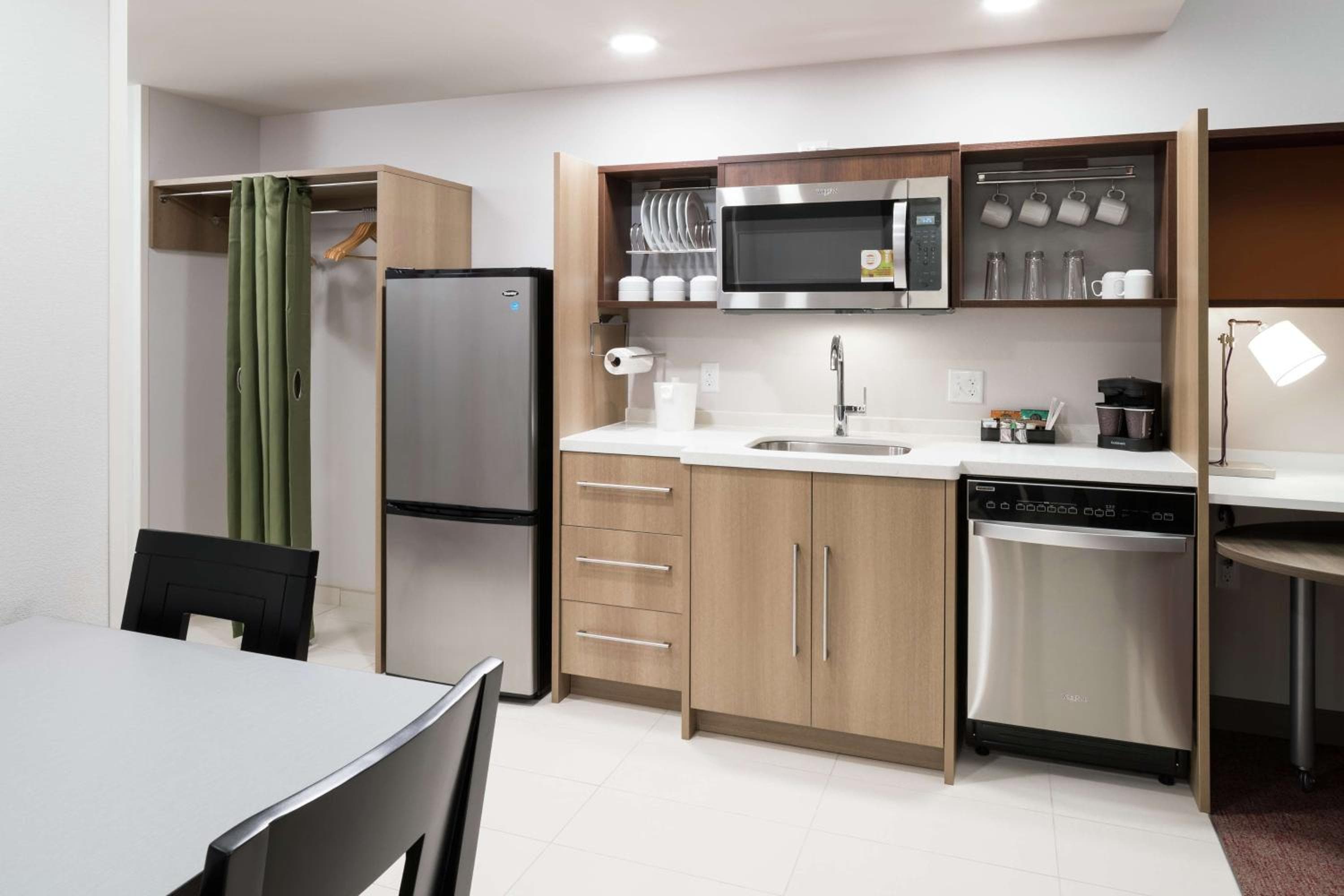 Home2 Suites By Hilton Orlando Airport — 5