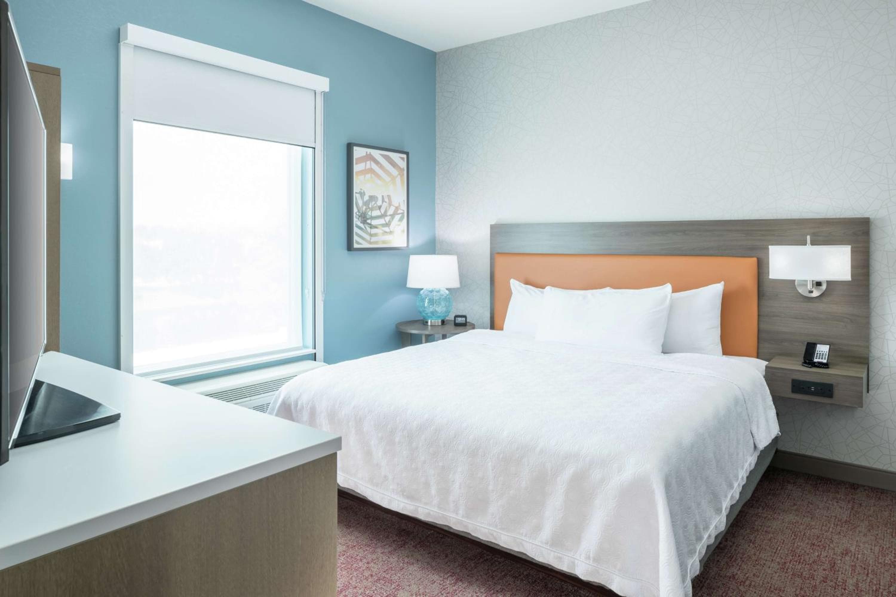 Home2 Suites By Hilton Orlando Airport — 9