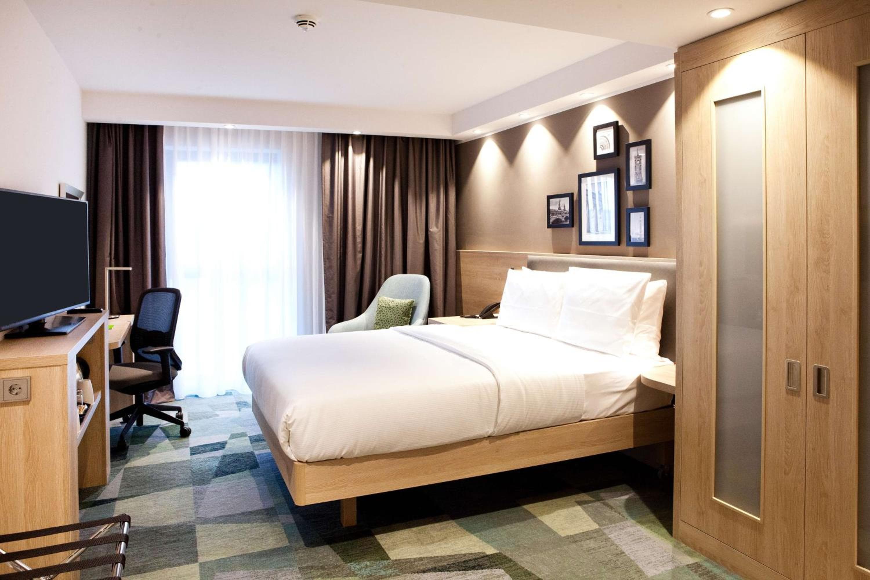 Hampton By Hilton Berlin City East Side Gallery hotel, Mildred-Harnack-Straße 15, Berlin, Germany — photo 2