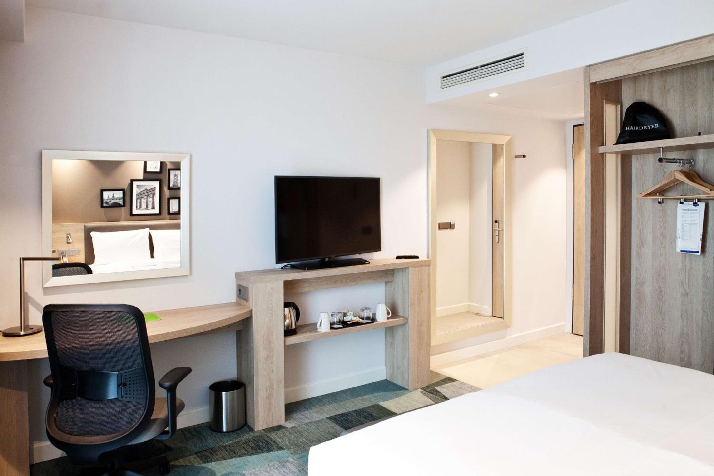 Hampton By Hilton Berlin City East Side Gallery hotel, Mildred-Harnack-Straße 15, Berlin, Germany — photo 8