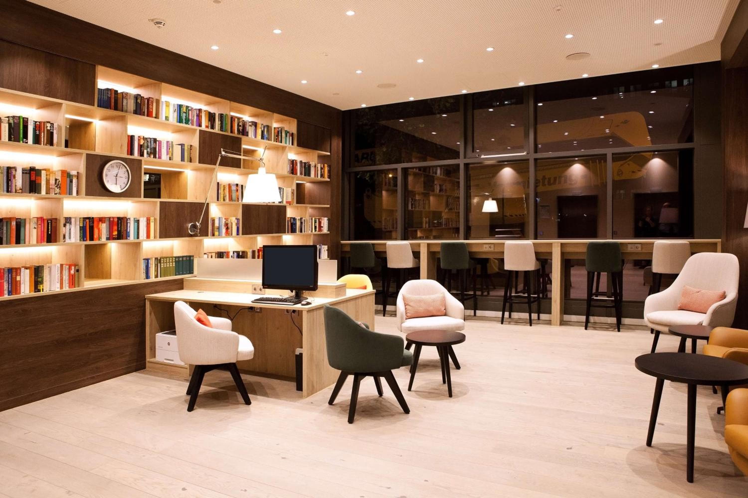 Hampton By Hilton Berlin City East Side Gallery hotel, Mildred-Harnack-Straße 15, Berlin, Germany — photo 5