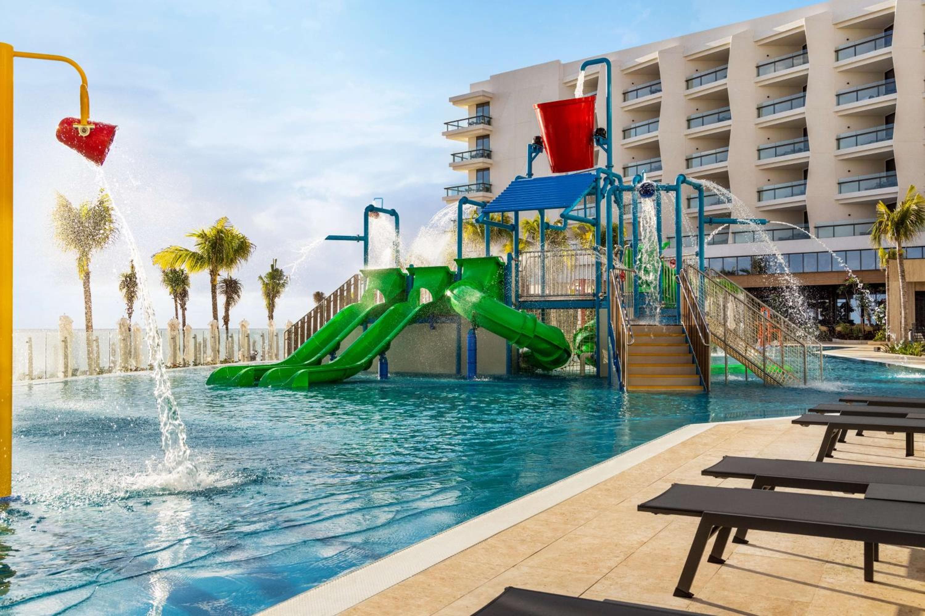 Hilton Cancun, un resort all-inclusive — 24