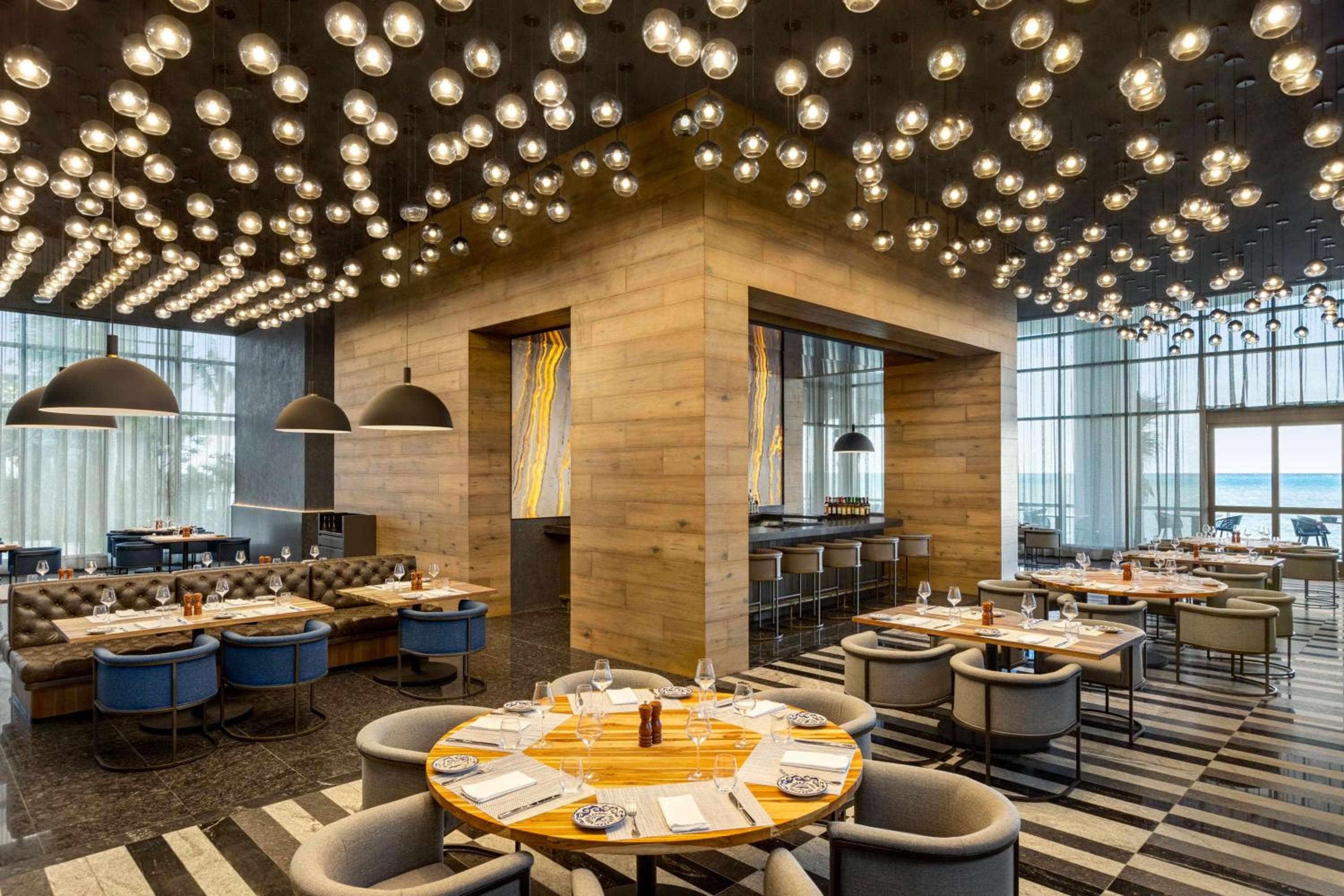 Hilton Cancun, an All-Inclusive Resort — 15