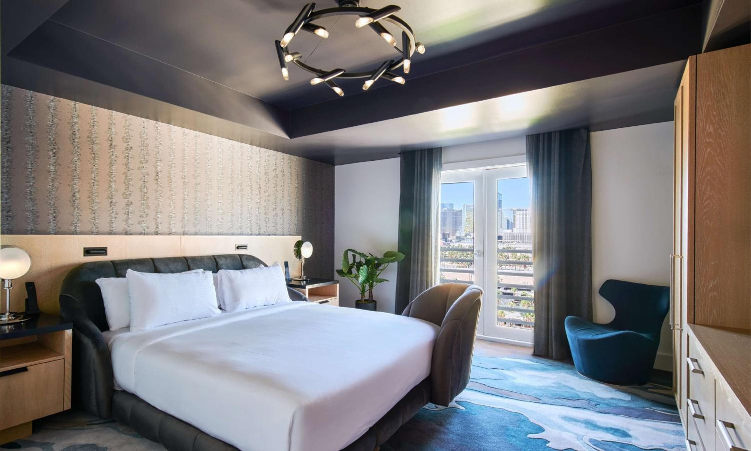 Virgin Hotels Las Vegas, Curio Collection by Hilton — 16