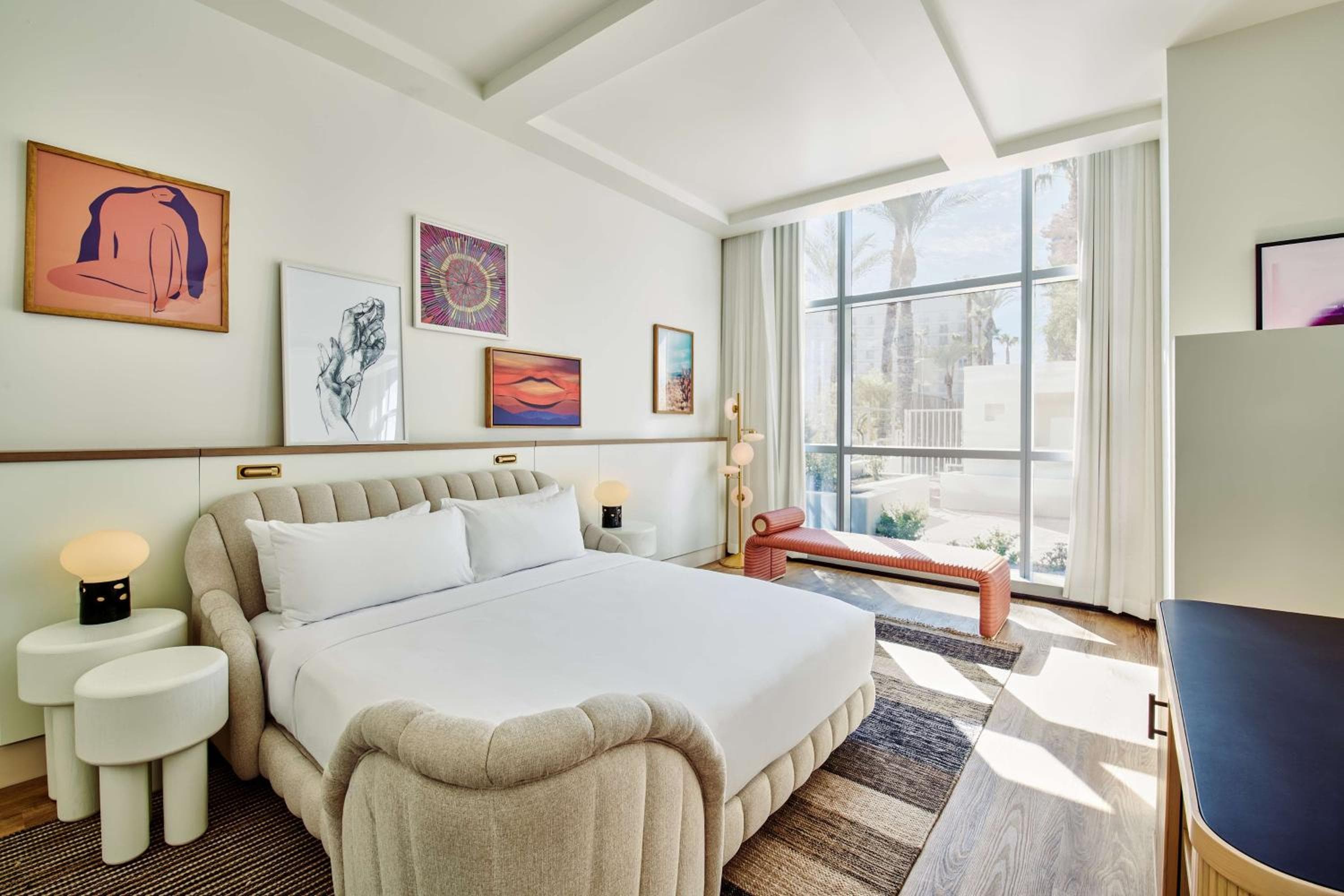 Virgin Hotels Las Vegas, Curio Collection by Hilton — 14