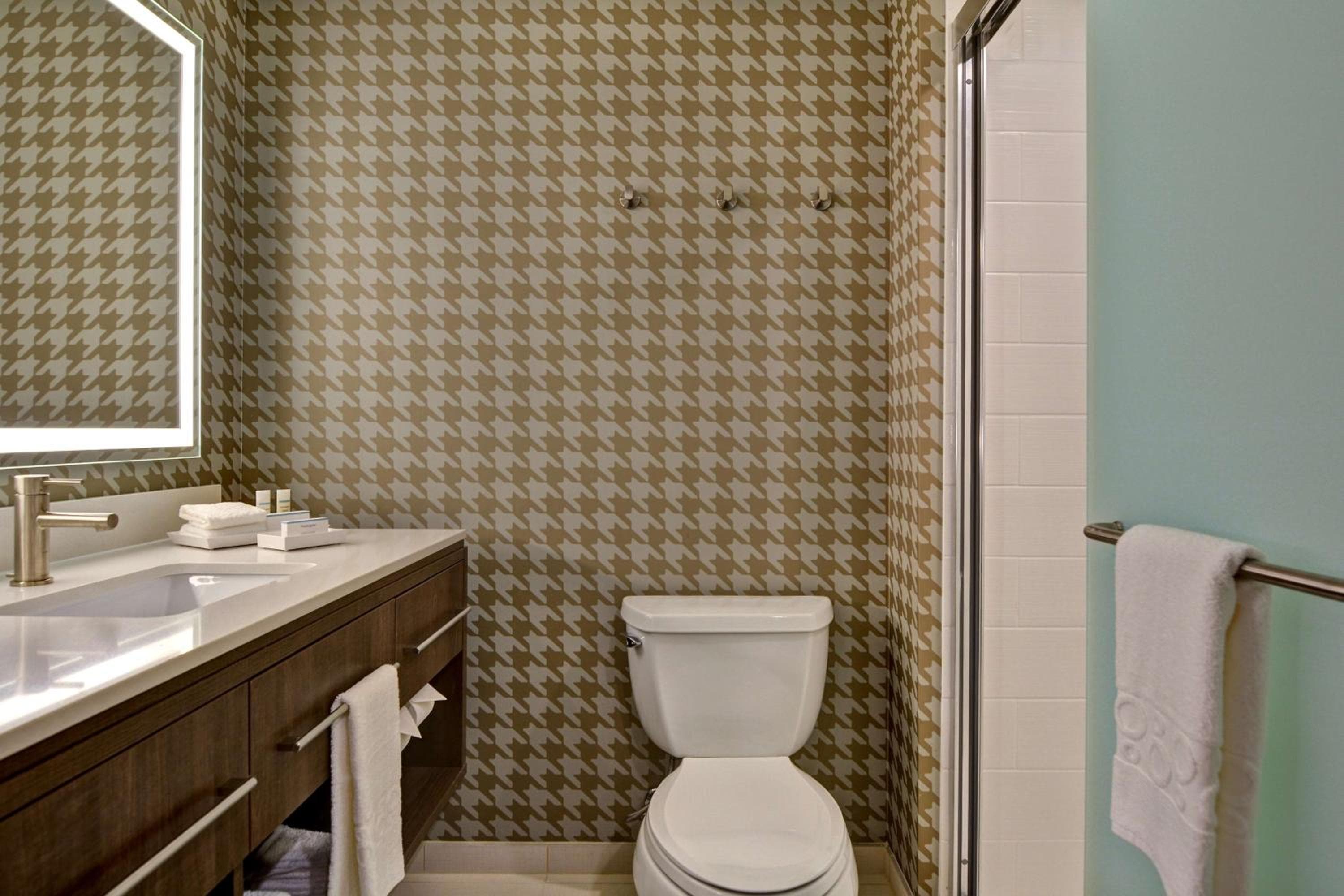 Home2 Suites By Hilton Orlando Flamingo Crossings, Florida — 25
