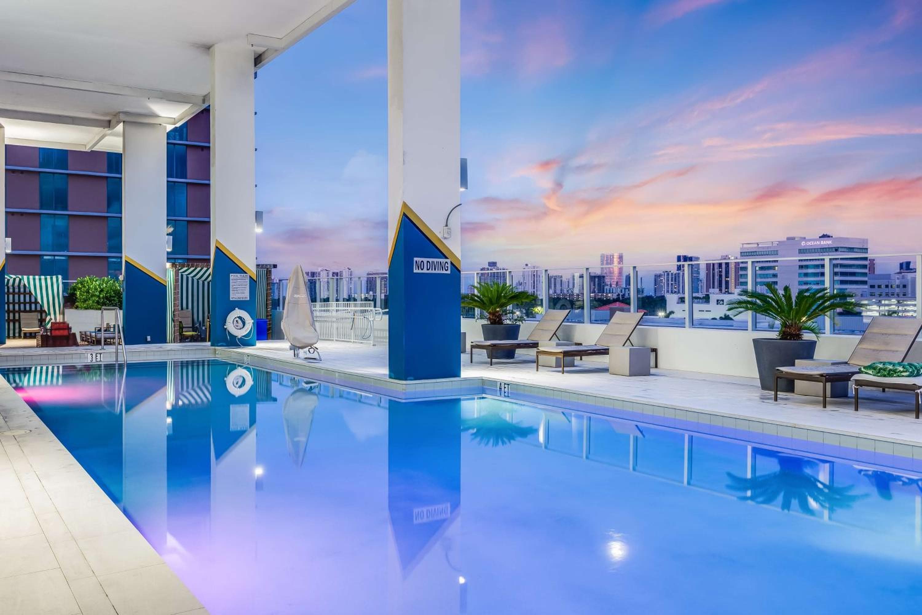 SERENA Hotel Aventura Miami, Tapestry Collection by Hilton — 3
