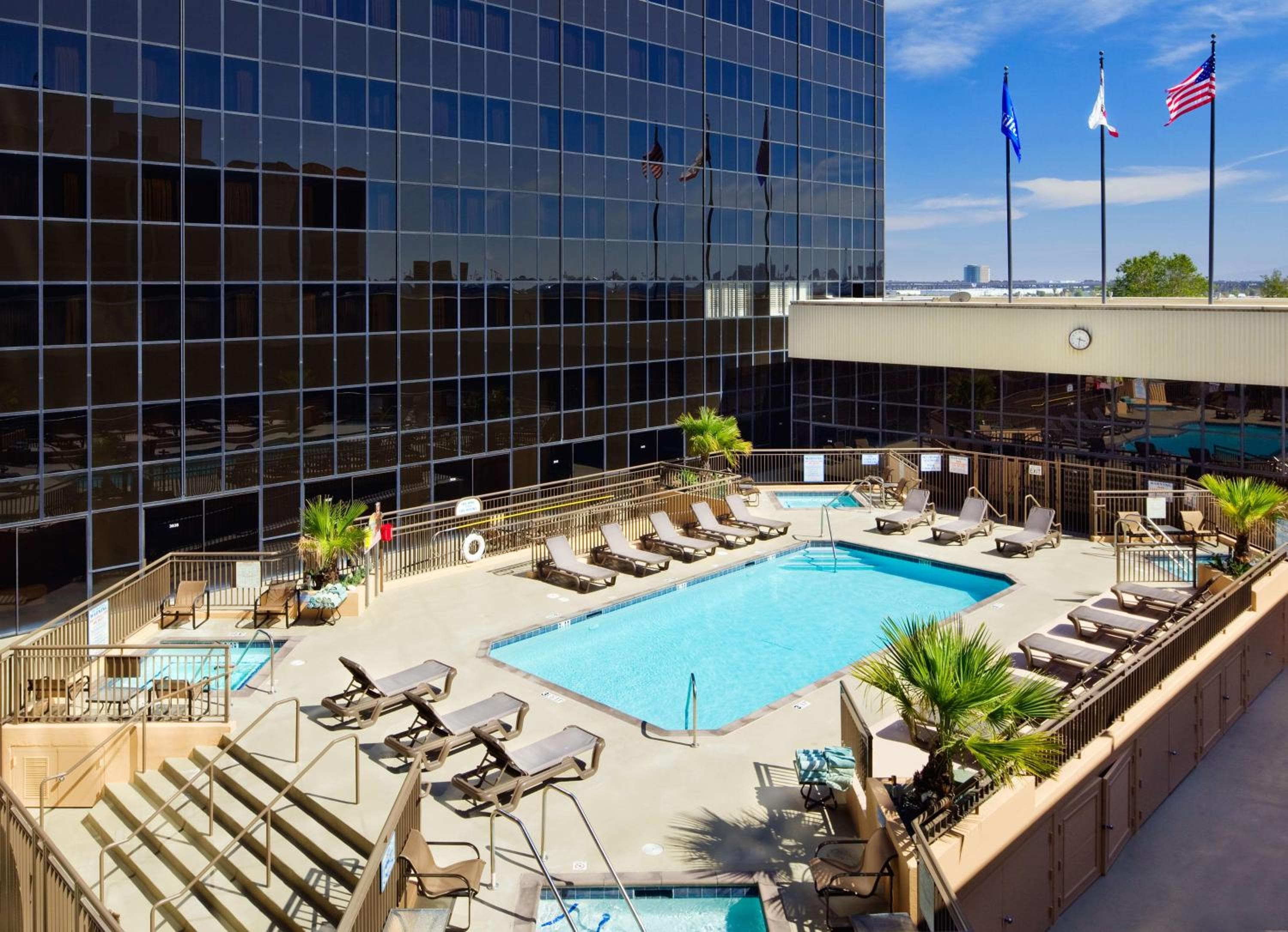 Hilton Aeroporto di Los Angeles — 13