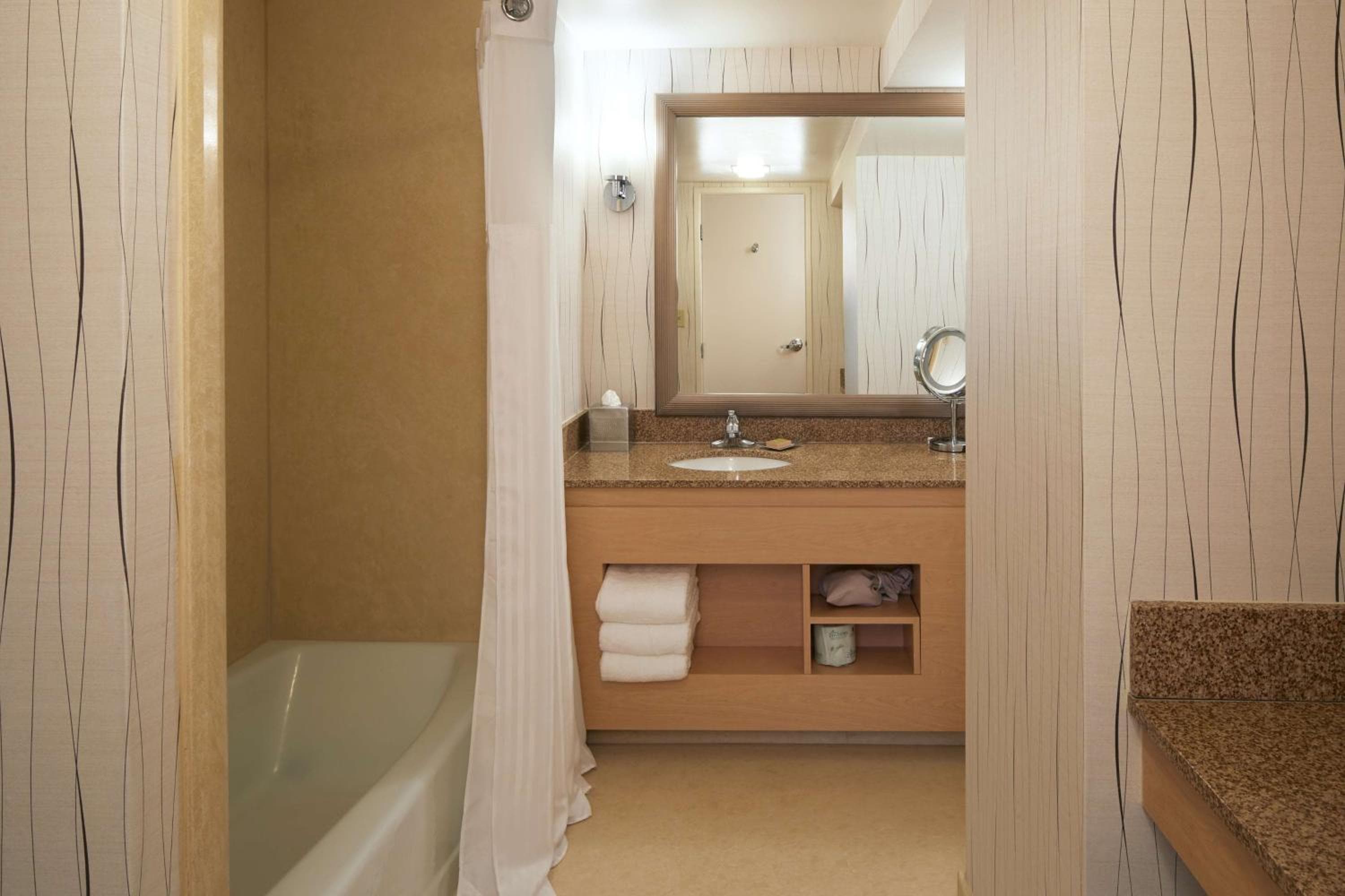 Hilton Aeroporto di Los Angeles — 21