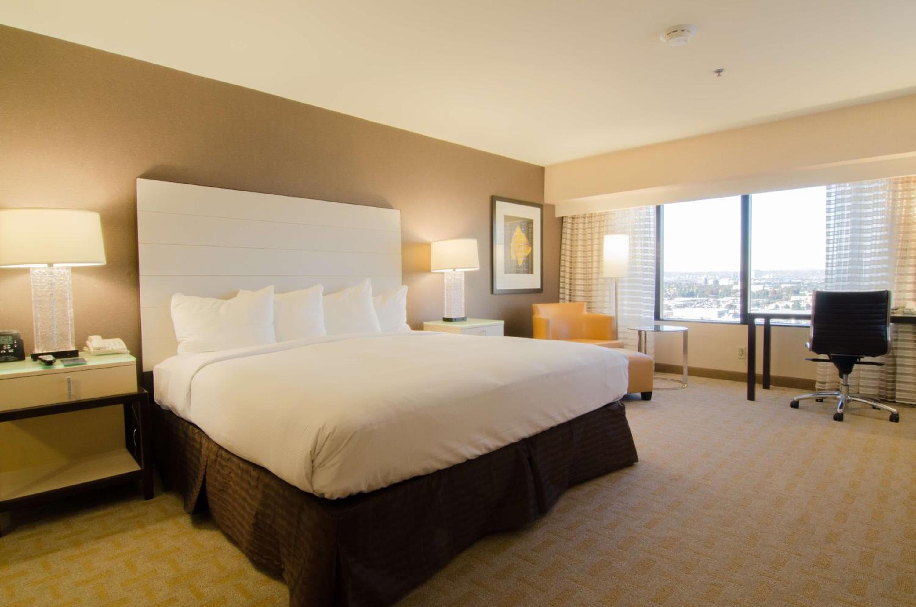 Hilton Los Angeles Airport — 29