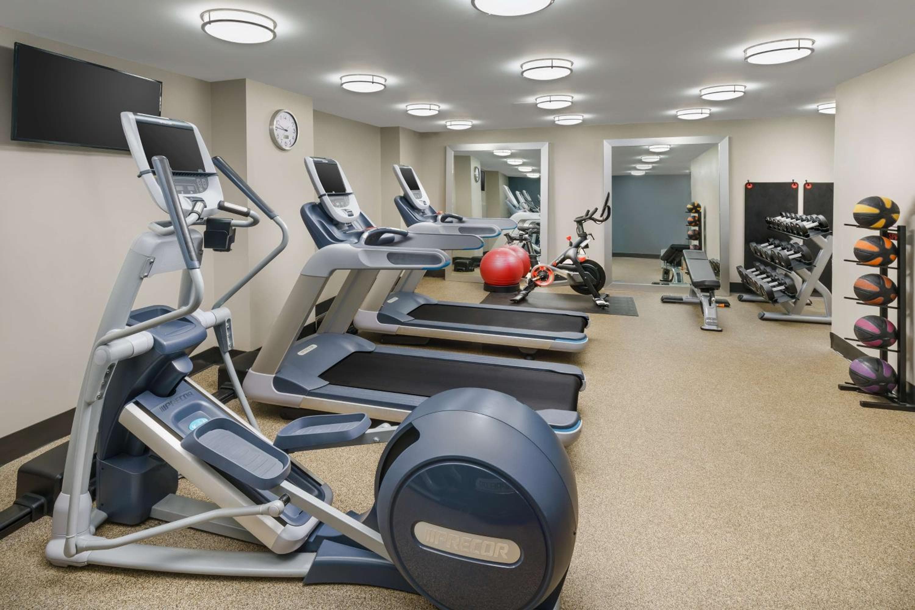 DoubleTree by Hilton Hotel New York City - Chelsea — 3
