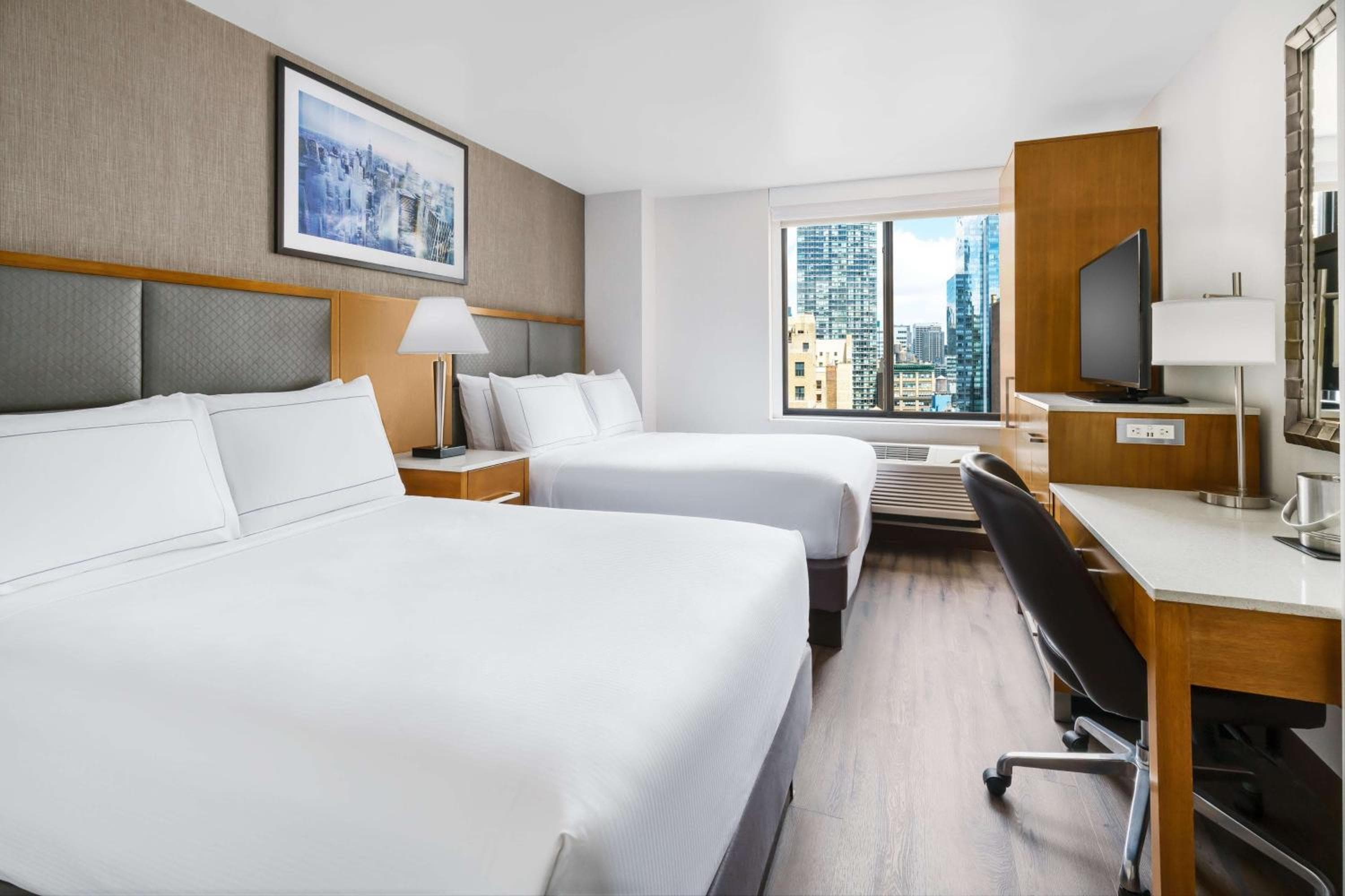 DoubleTree by Hilton Hotel New York City - Chelsea — 13
