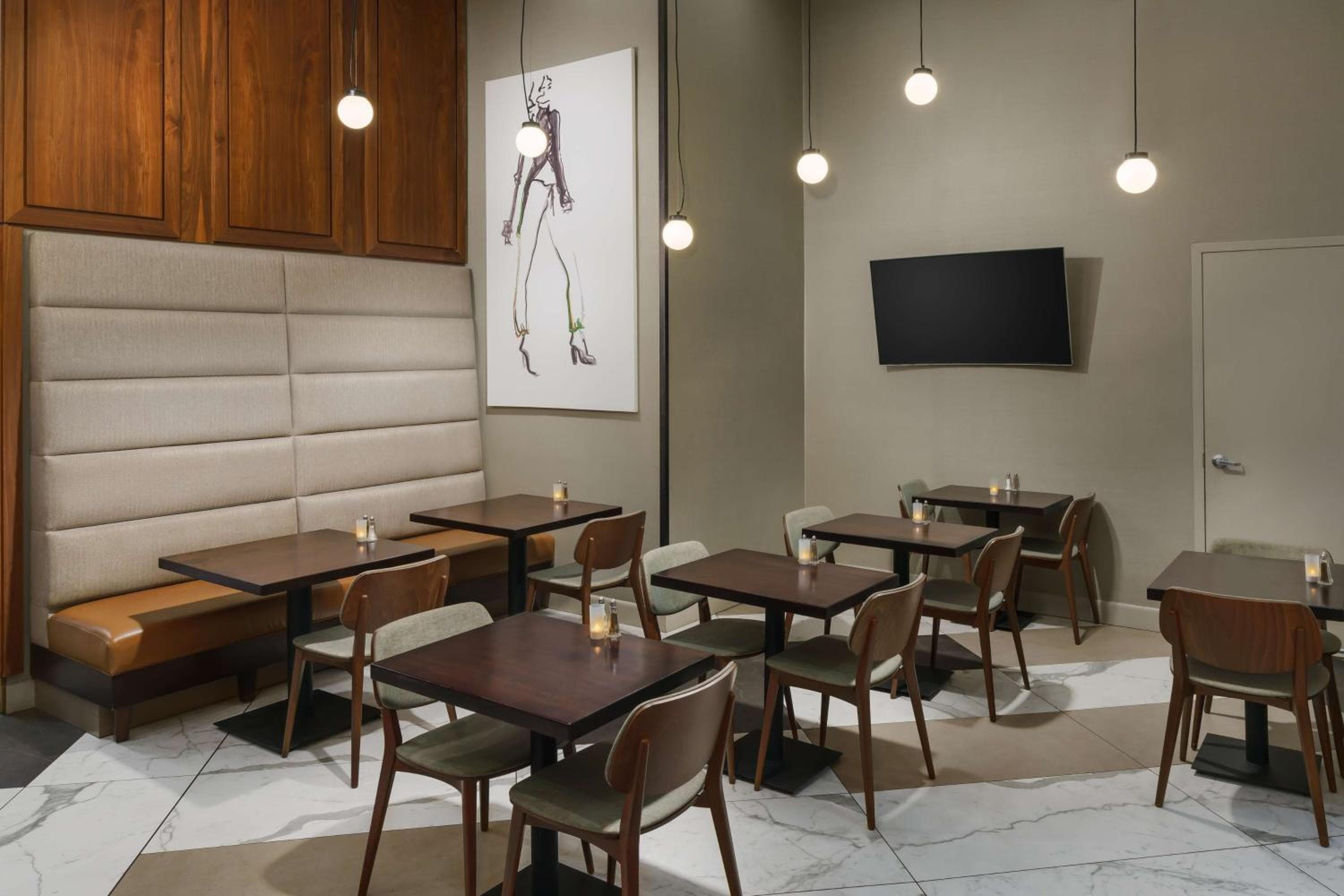 DoubleTree by Hilton Hotel New York City - Chelsea — 16