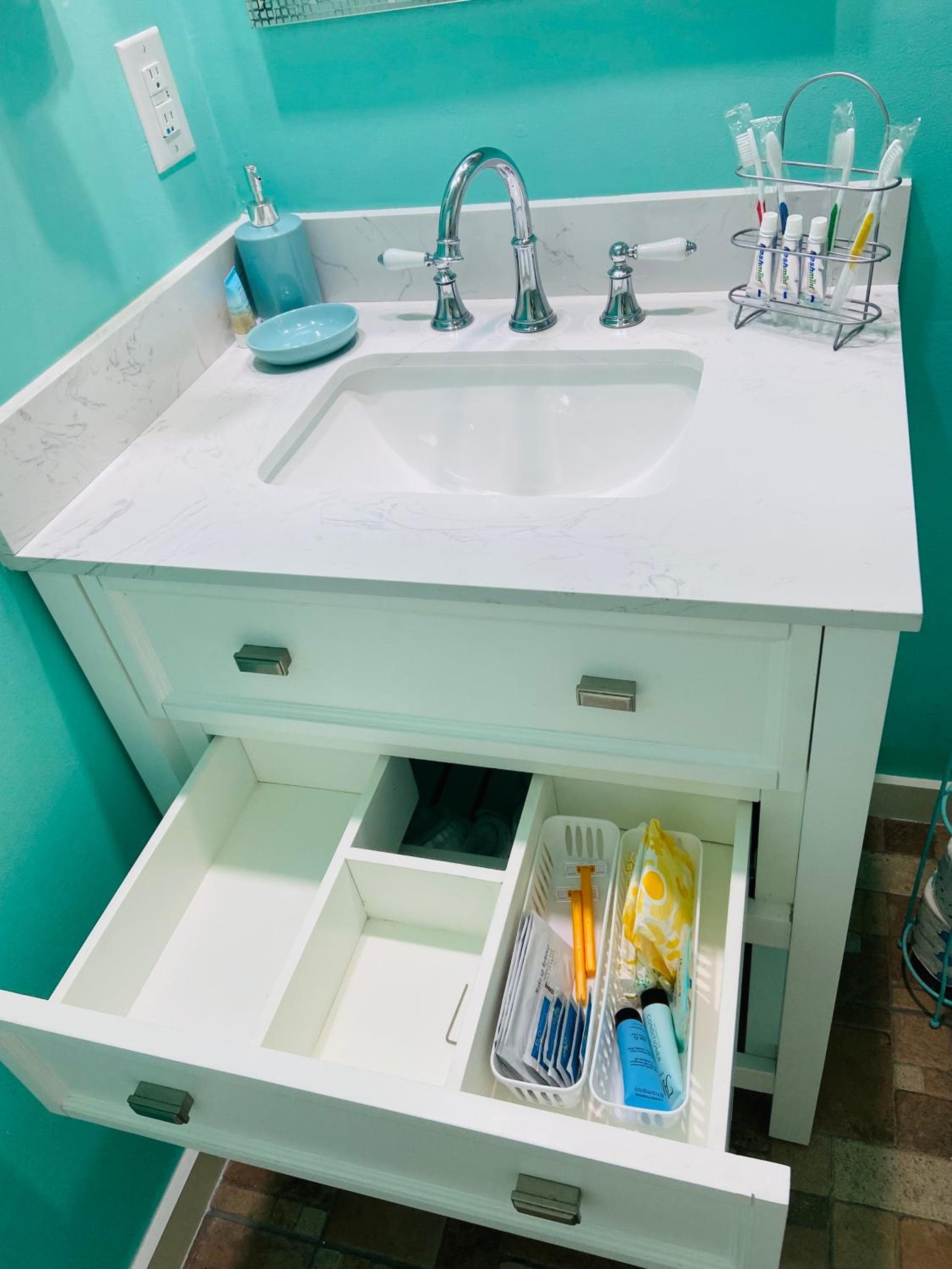 Beautiful and comfortable rom apt # 2 — 2